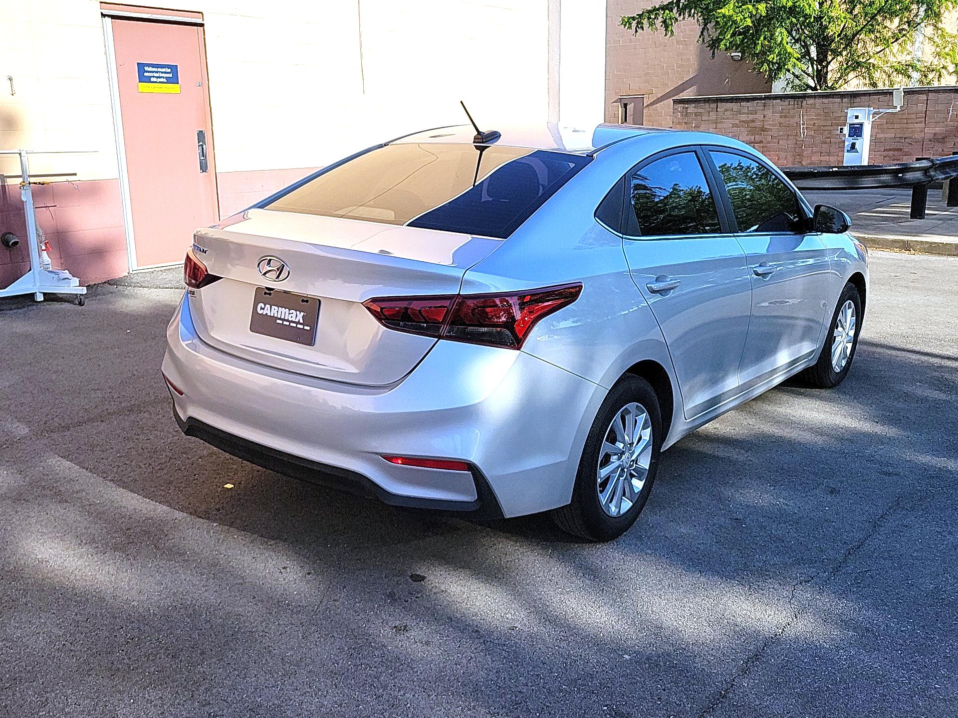 Thumbnail: 2022 Hyundai Accent - 5