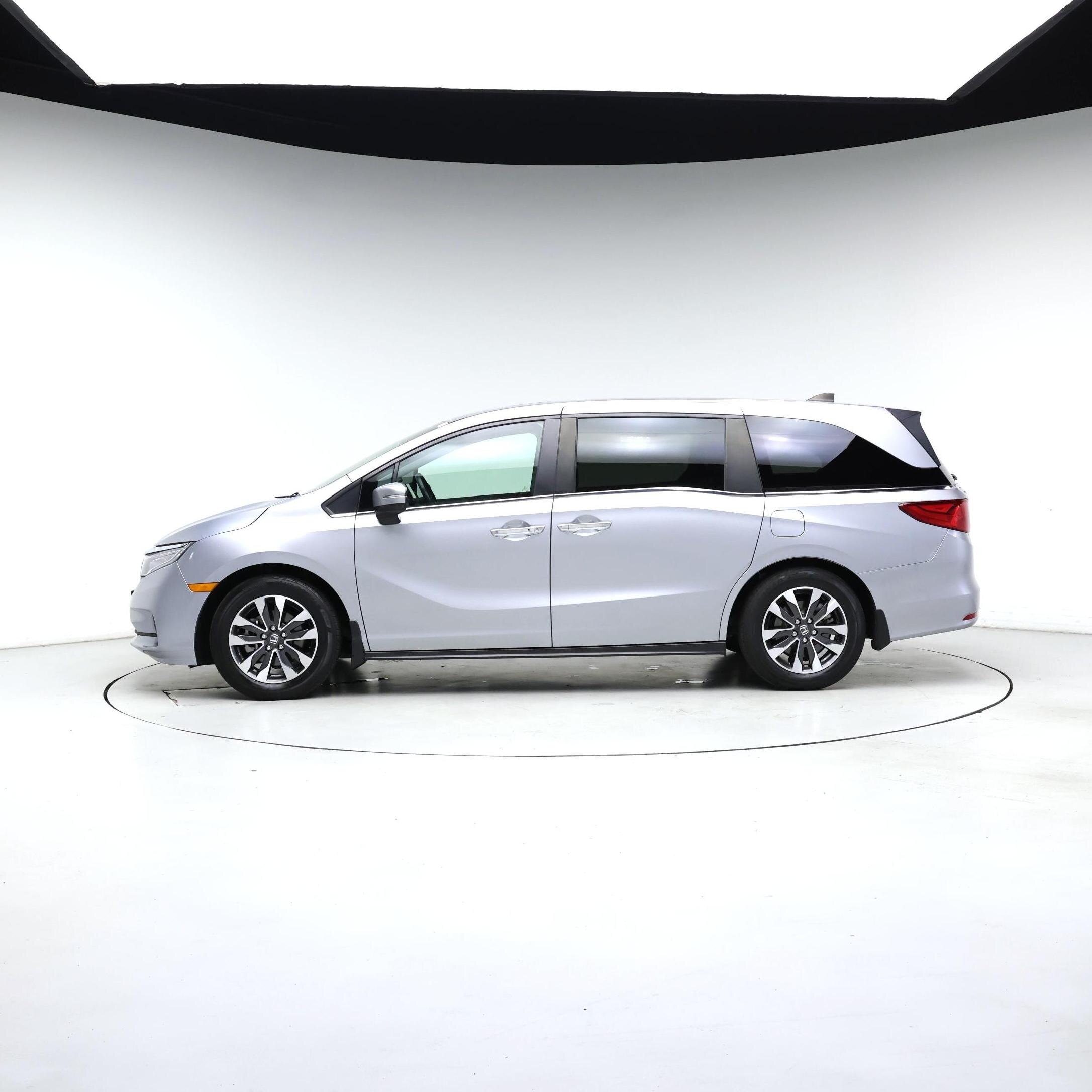 Thumbnail: 2024 Honda Odyssey - 3
