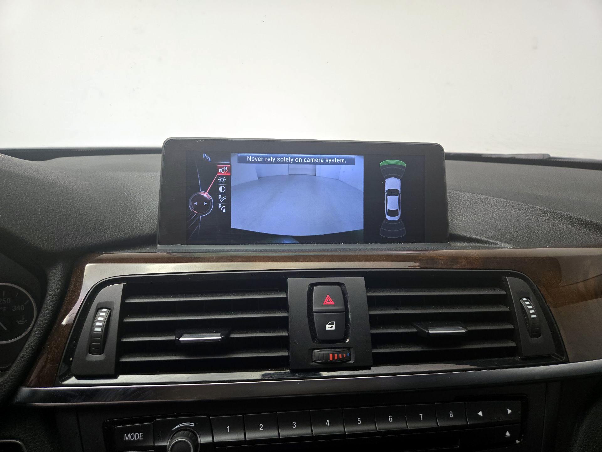 Thumbnail: 2015 BMW 4 Series - 15