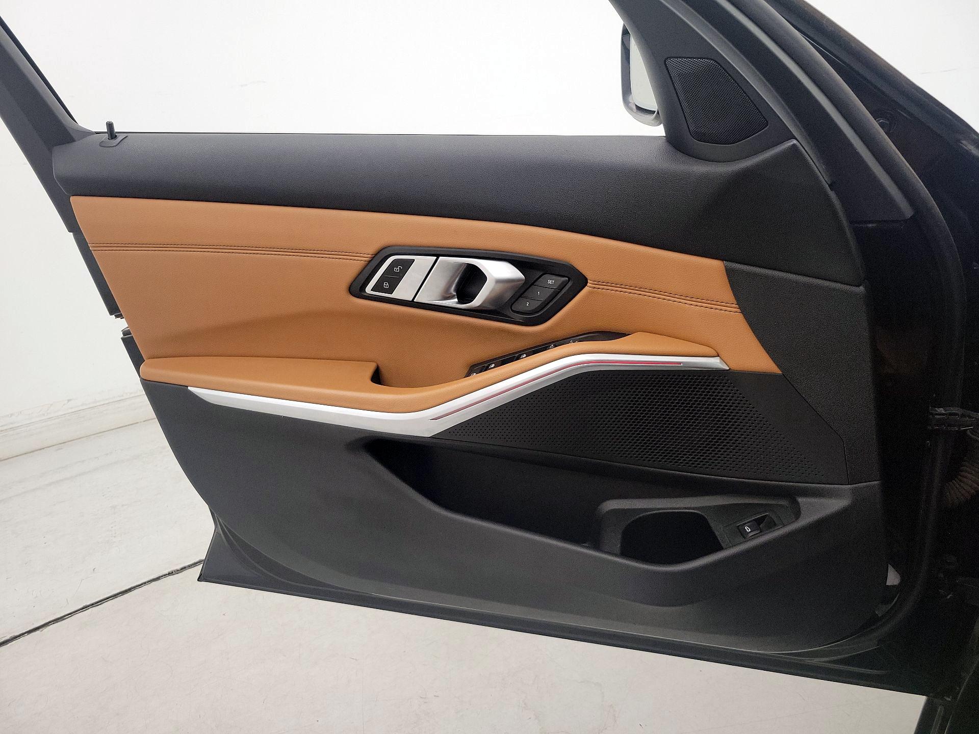Thumbnail: 2020 BMW 3 Series - 12