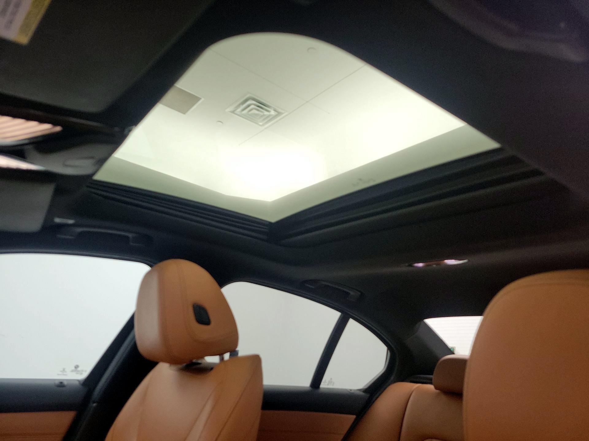 Thumbnail: 2020 BMW 3 Series - 19