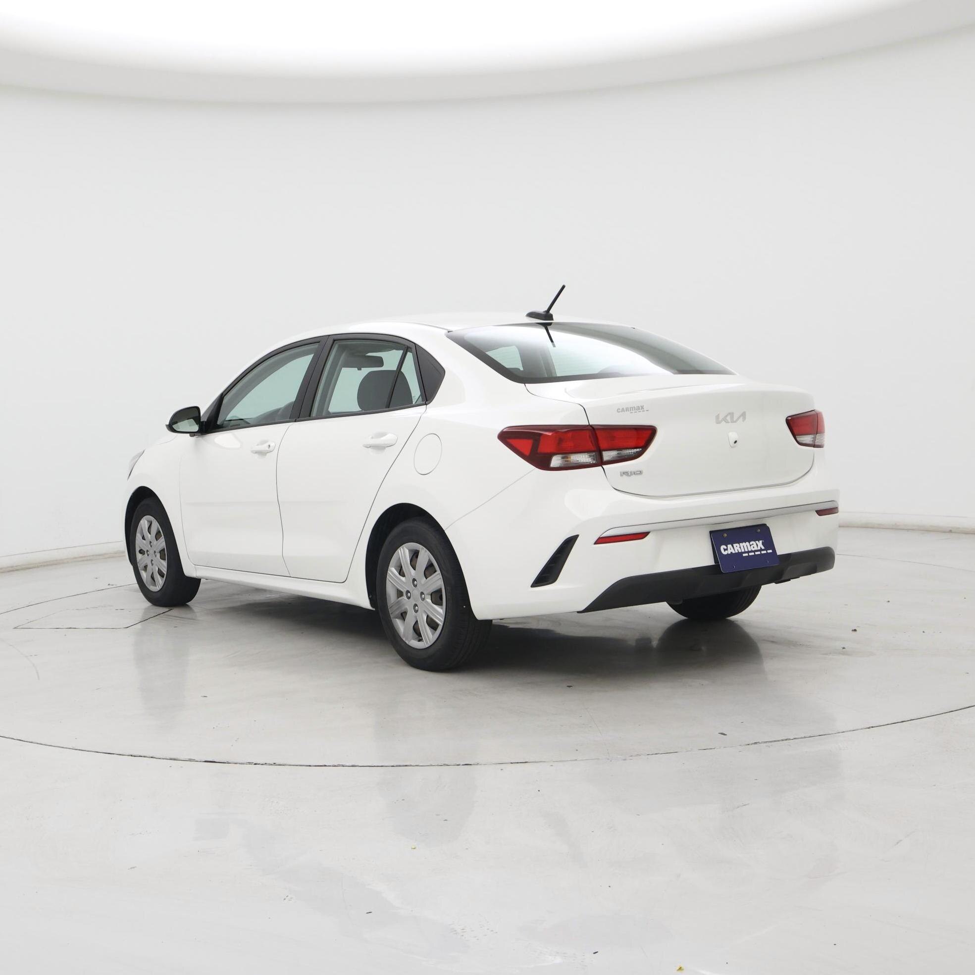 Thumbnail: 2022 Kia Rio - 2