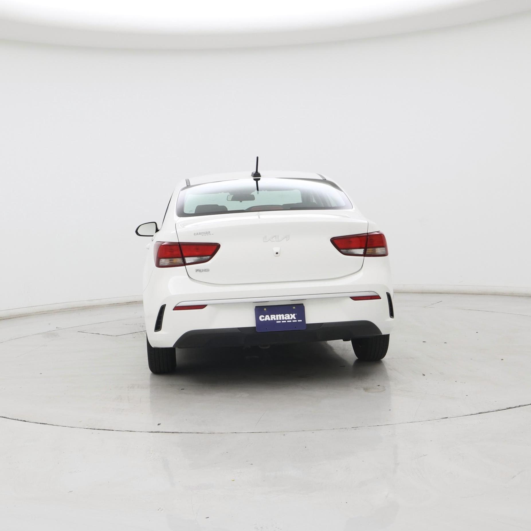 Thumbnail: 2022 Kia Rio - 6