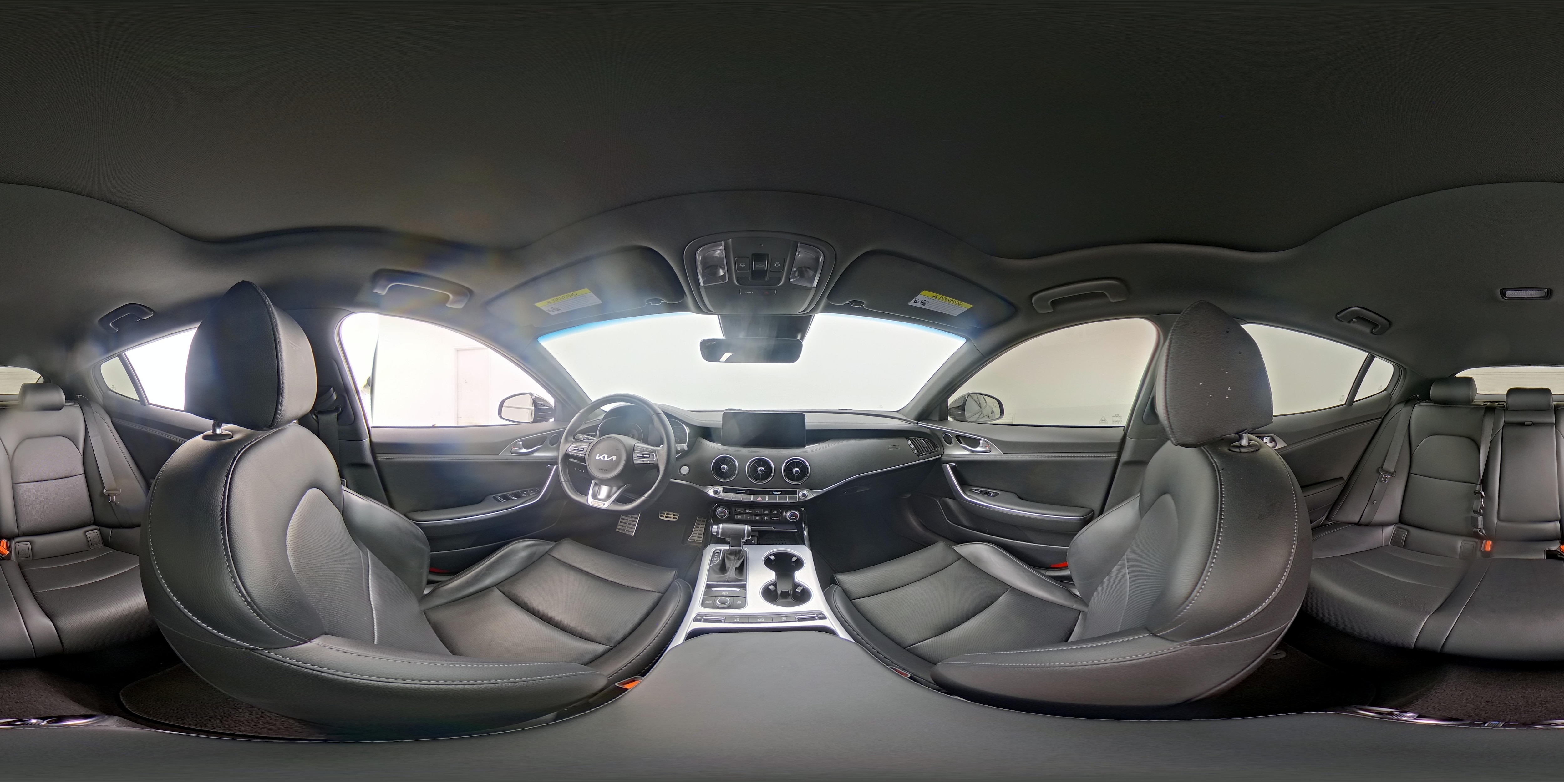 2022 Kia Stinger GT1 - Photo 26