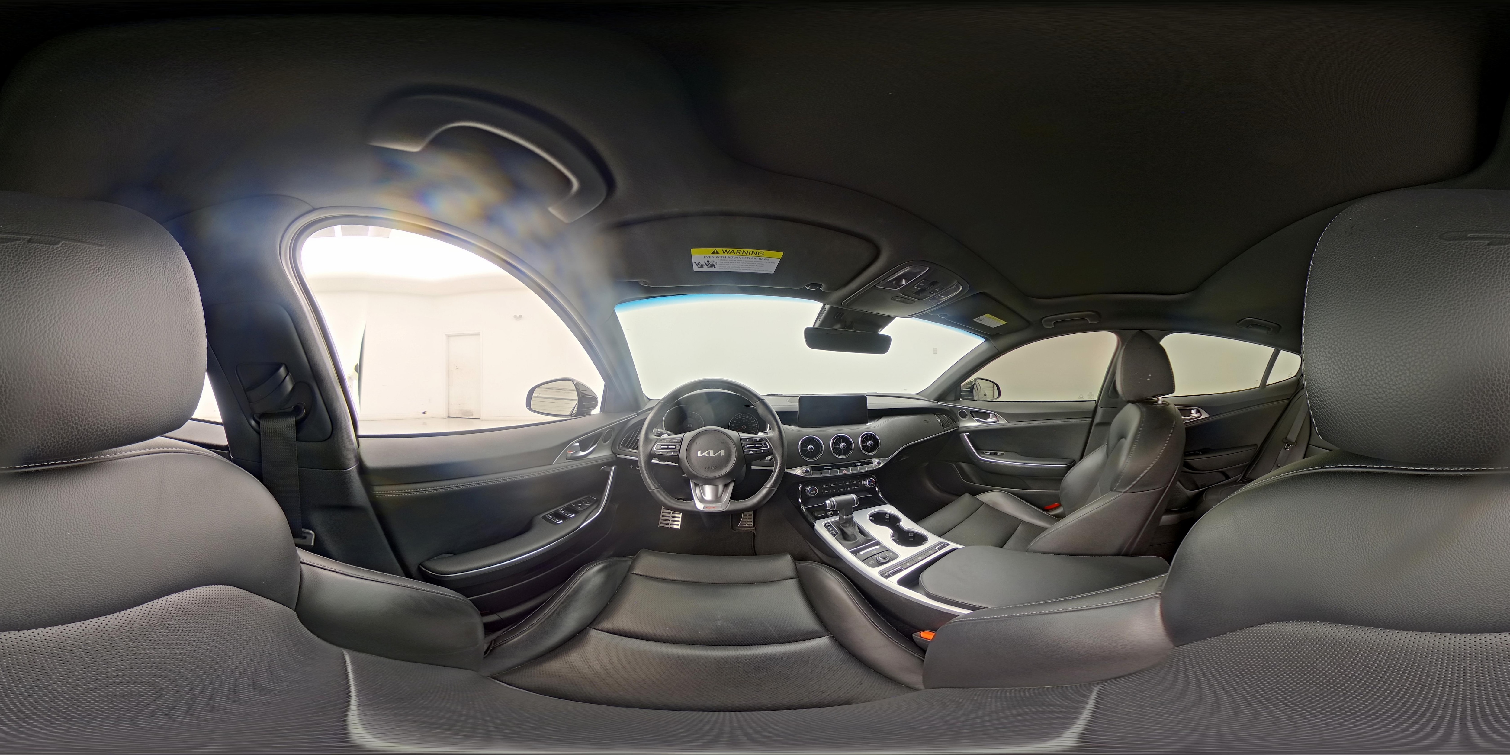 2022 Kia Stinger GT1 - Photo 28
