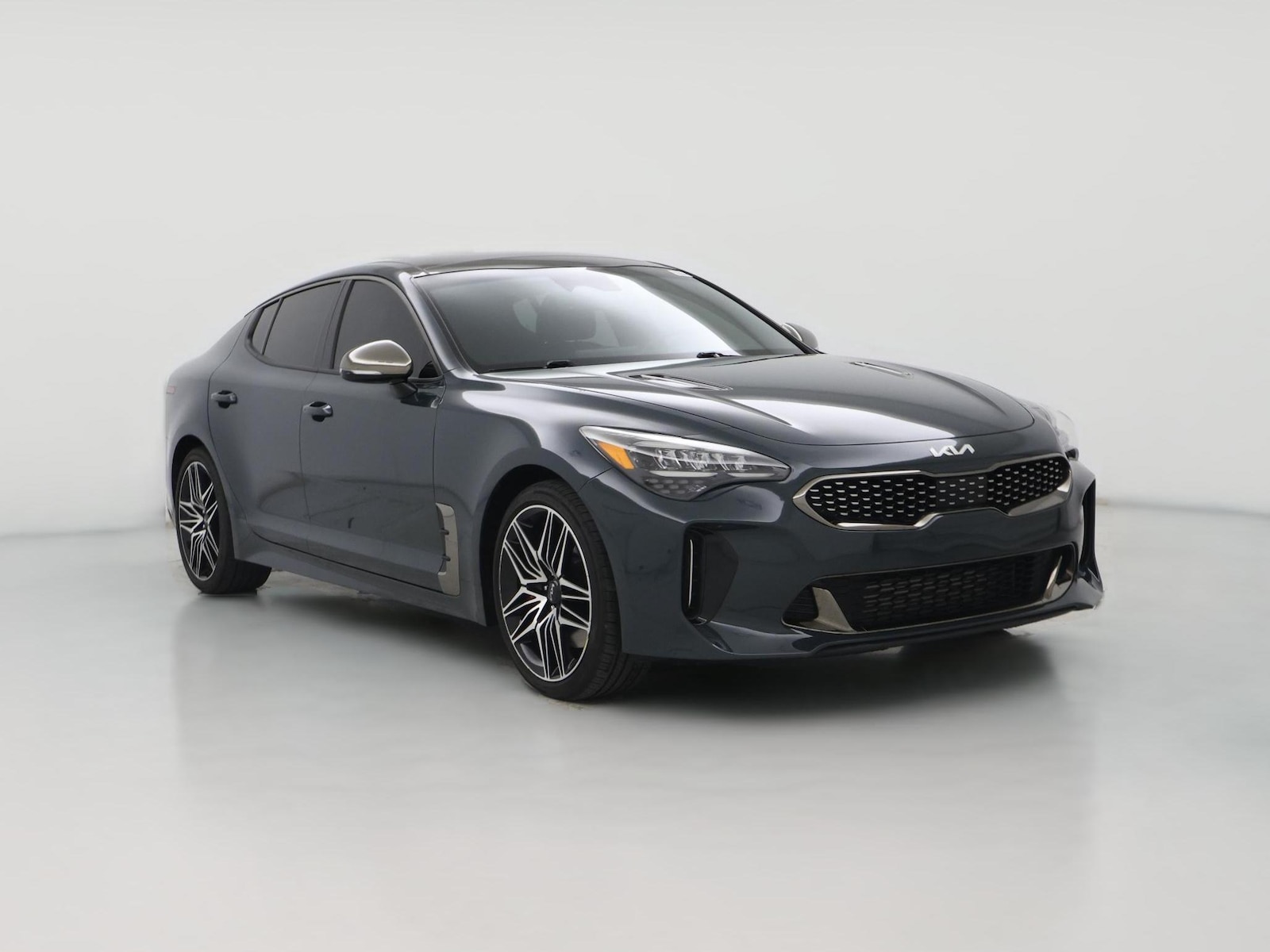 2022 Kia Stinger GT1 - Photo 1