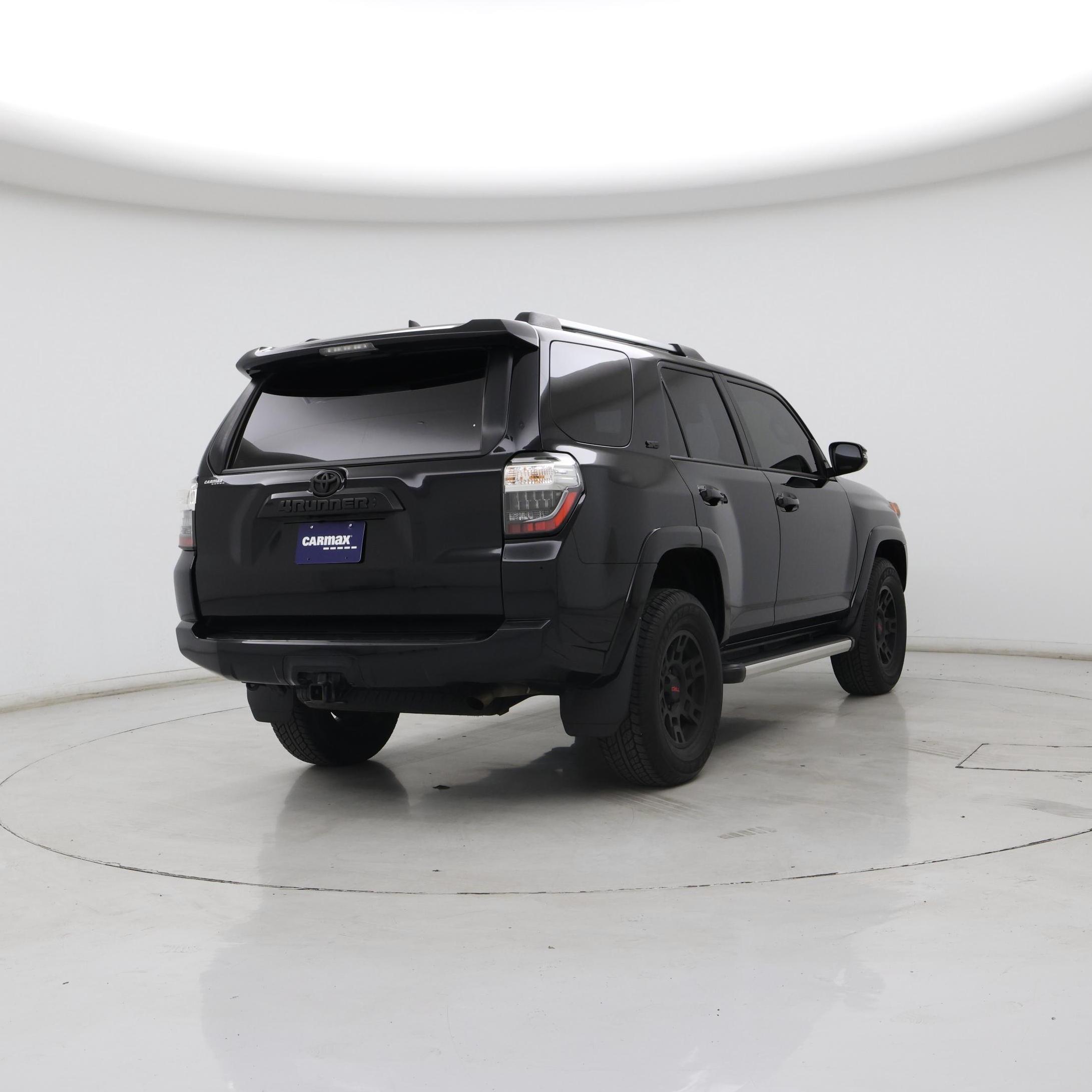 Thumbnail: 2024 Toyota 4Runner - 8