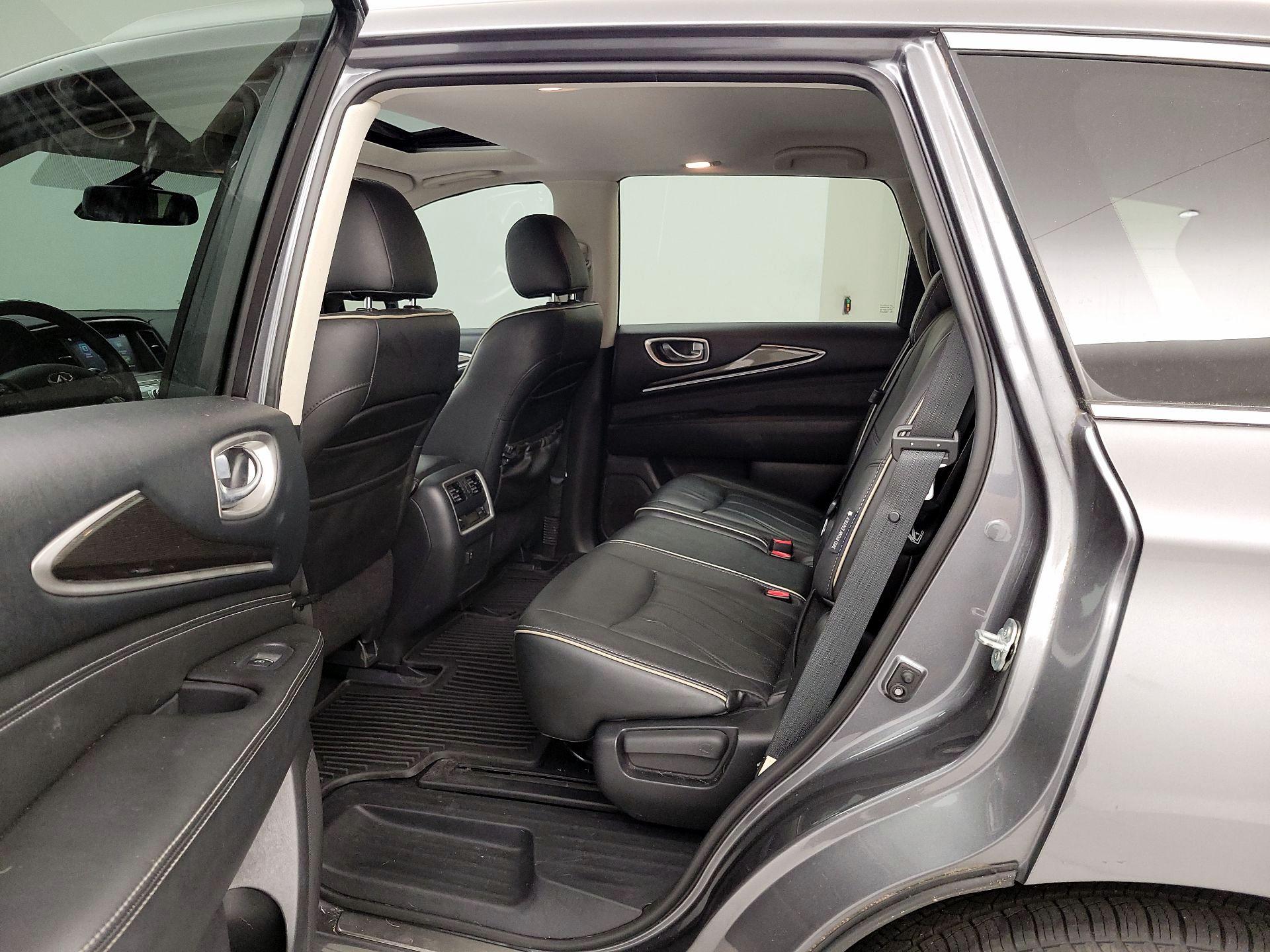 Thumbnail: 2019 INFINITI QX60 - 20