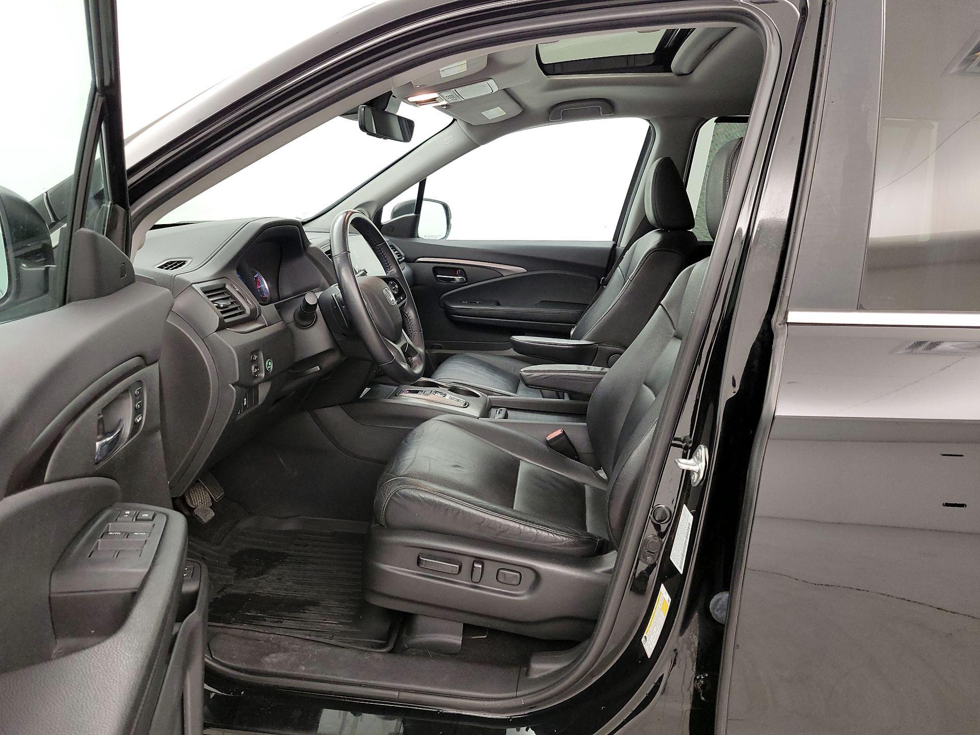 Thumbnail: 2022 Honda Pilot - 11