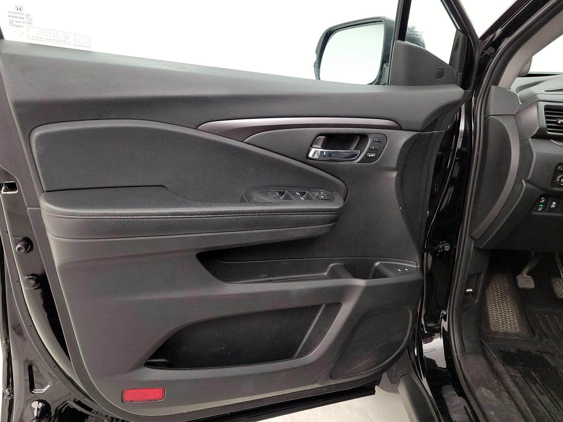 Thumbnail: 2022 Honda Pilot - 12