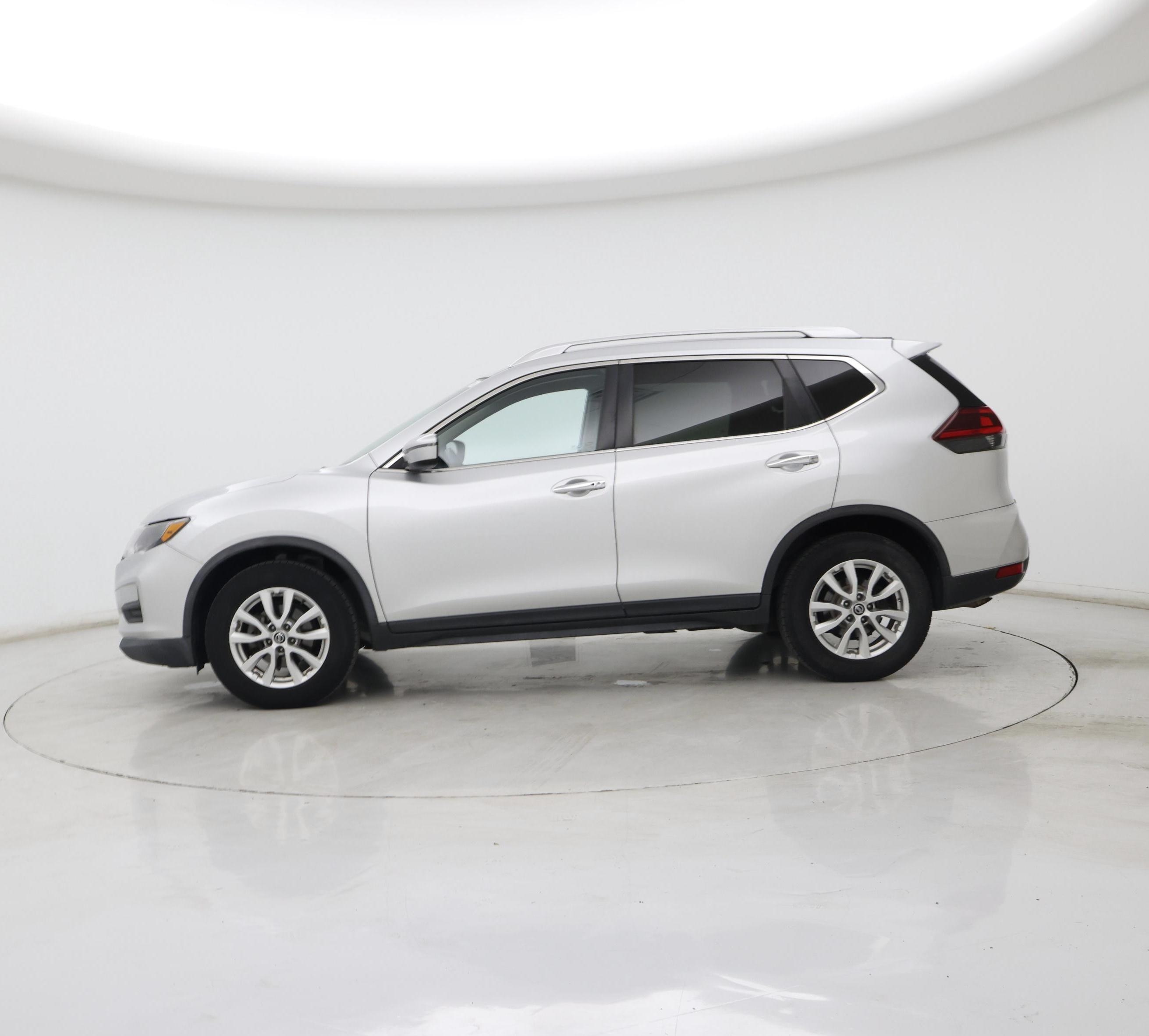 Thumbnail: 2019 Nissan Rogue - 3