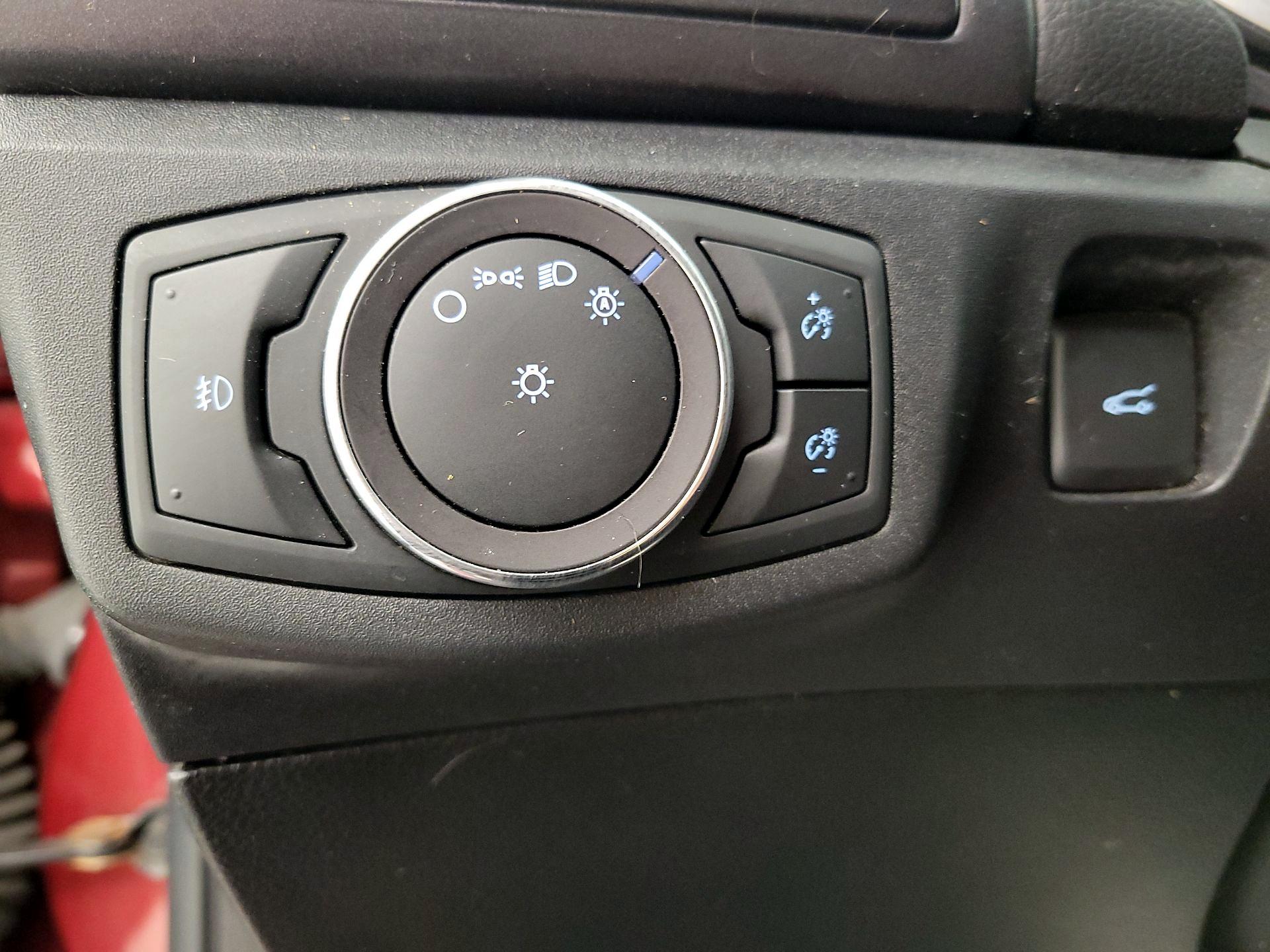 Thumbnail: 2019 Ford Fusion - 13