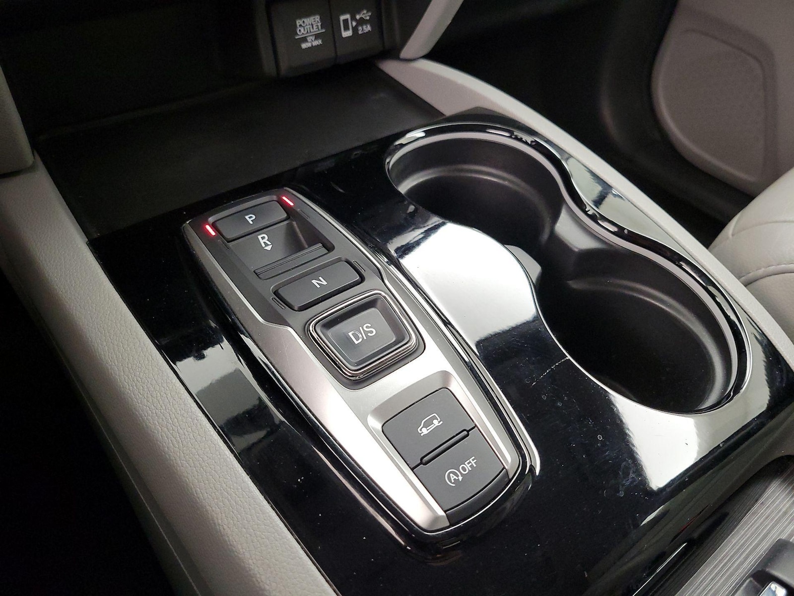 2019 Honda Pilot Touring - Photo 18