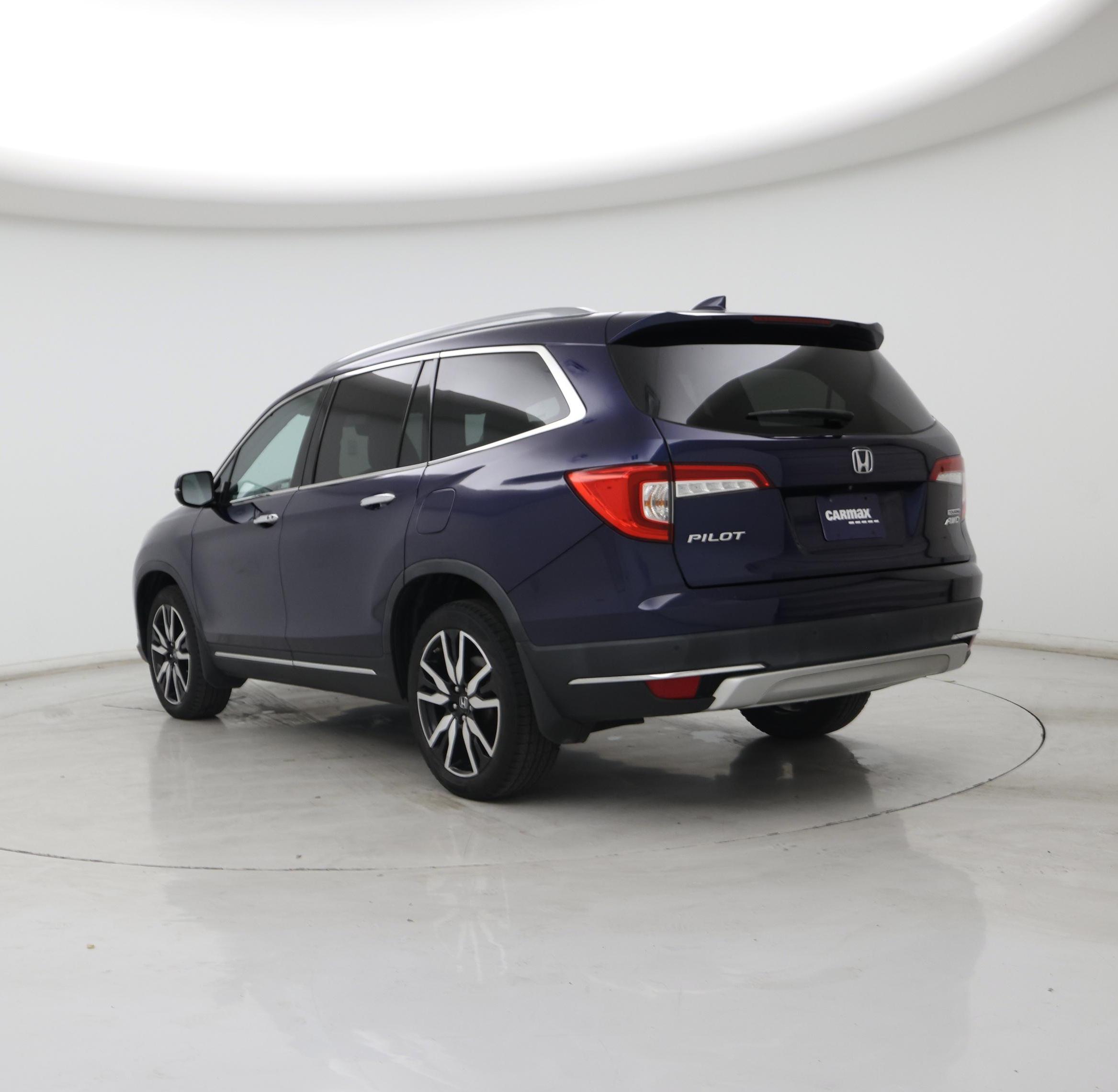 Thumbnail: 2019 Honda Pilot - 2
