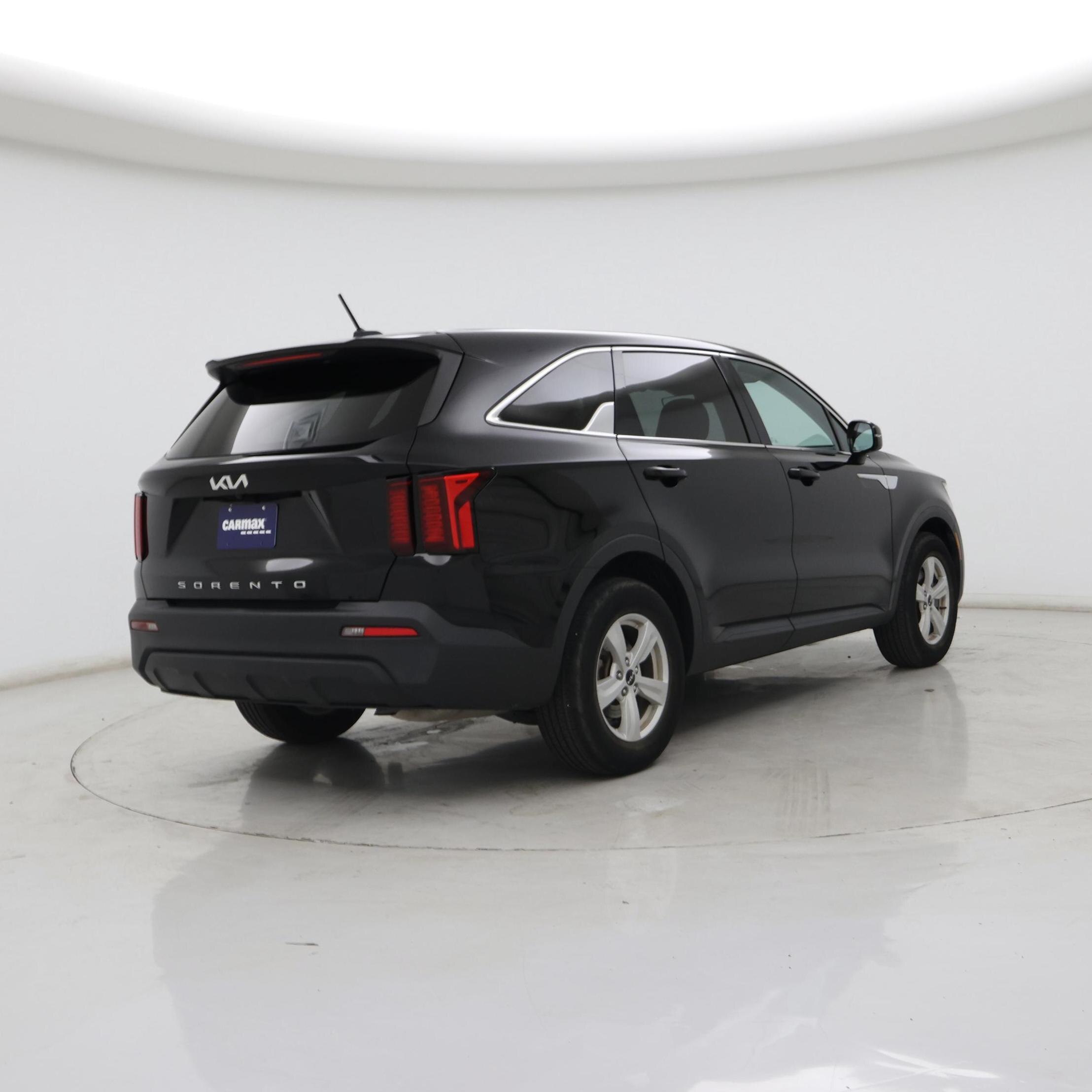 Thumbnail: 2022 Kia Sorento - 8