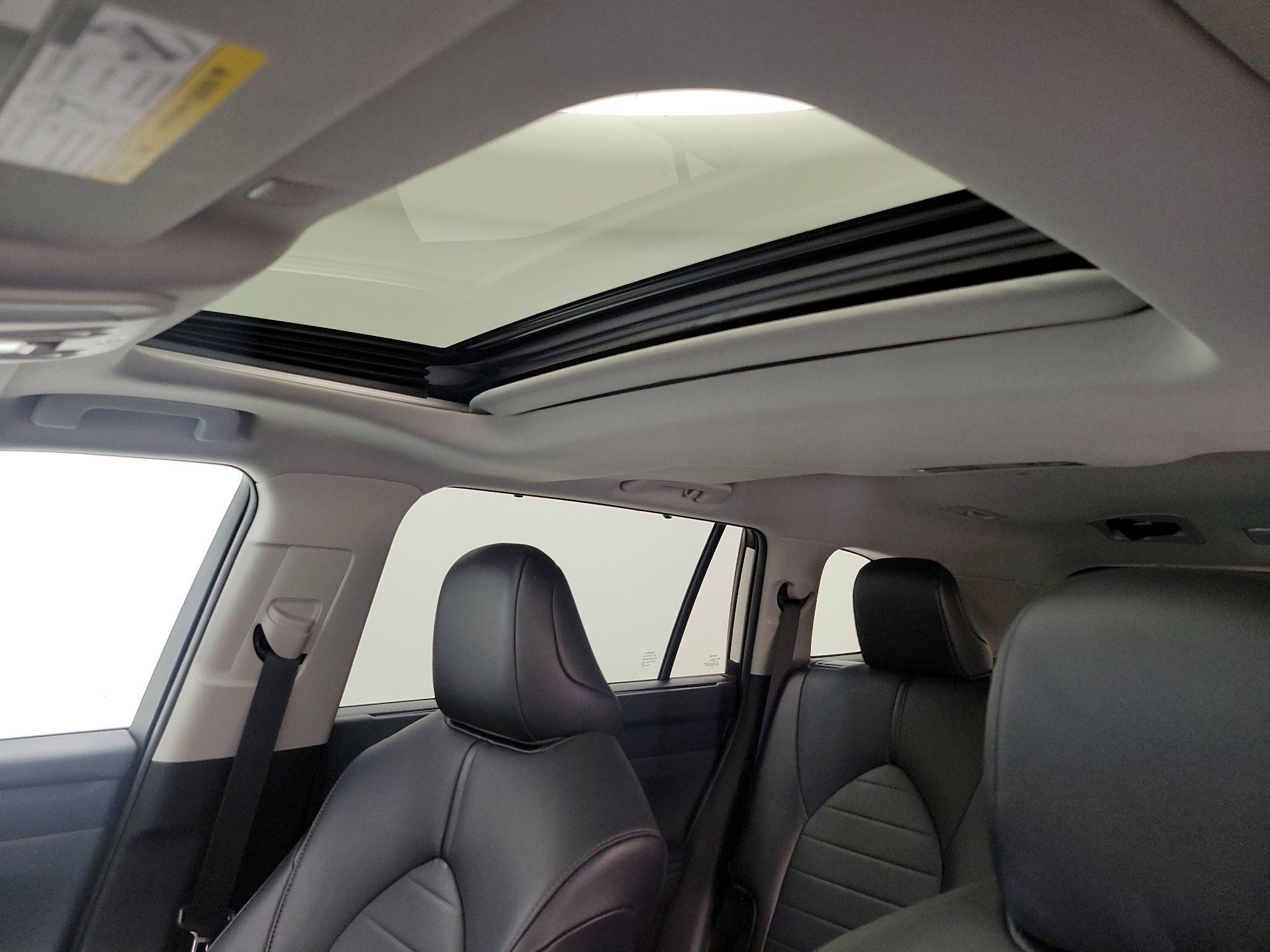 Thumbnail: 2021 Toyota Highlander - 19