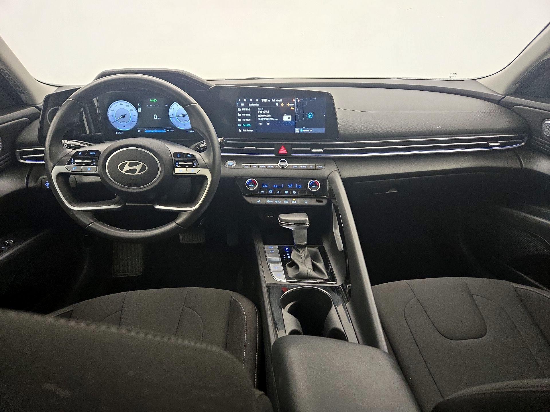 Thumbnail: 2025 Hyundai Elantra - 9