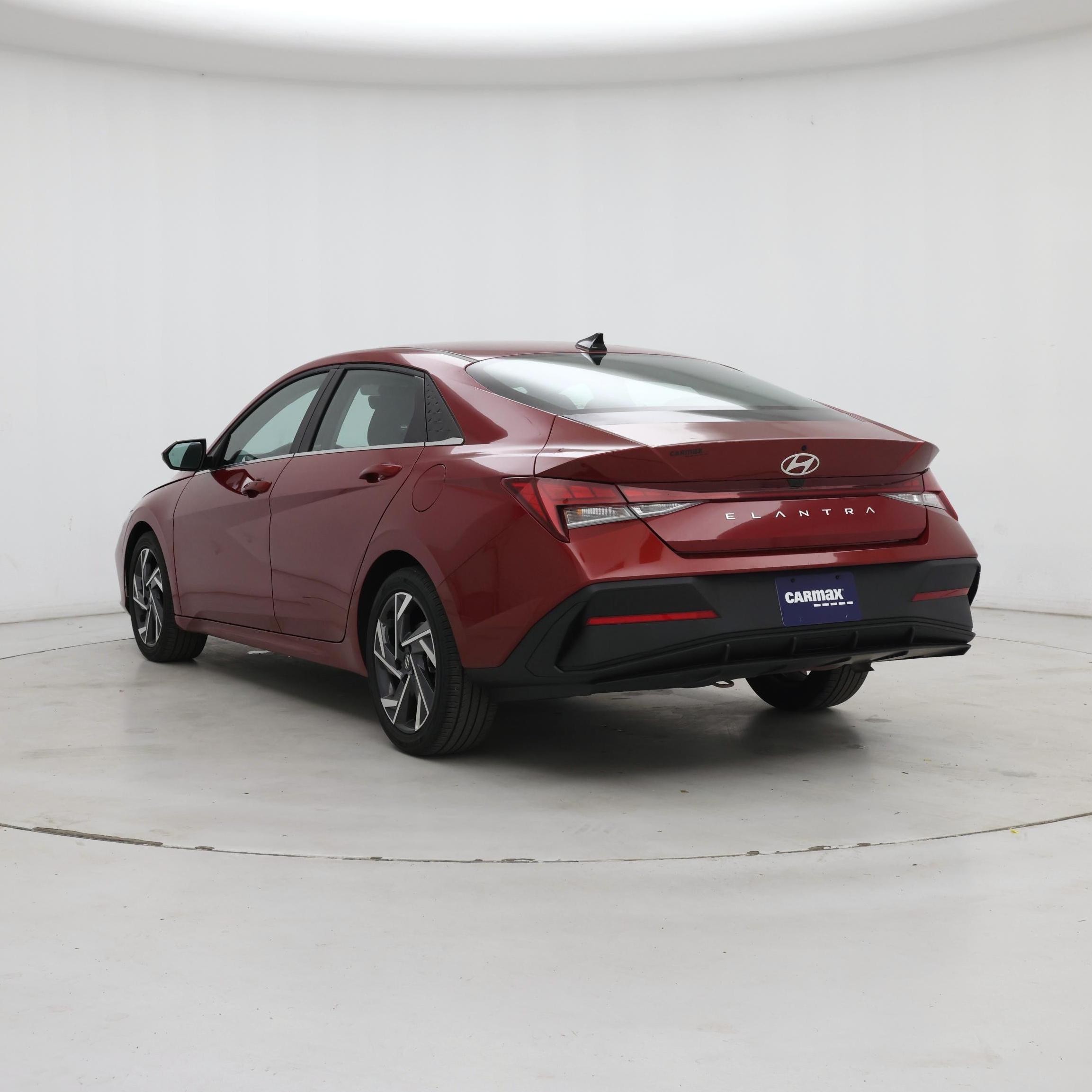 Thumbnail: 2025 Hyundai Elantra - 2