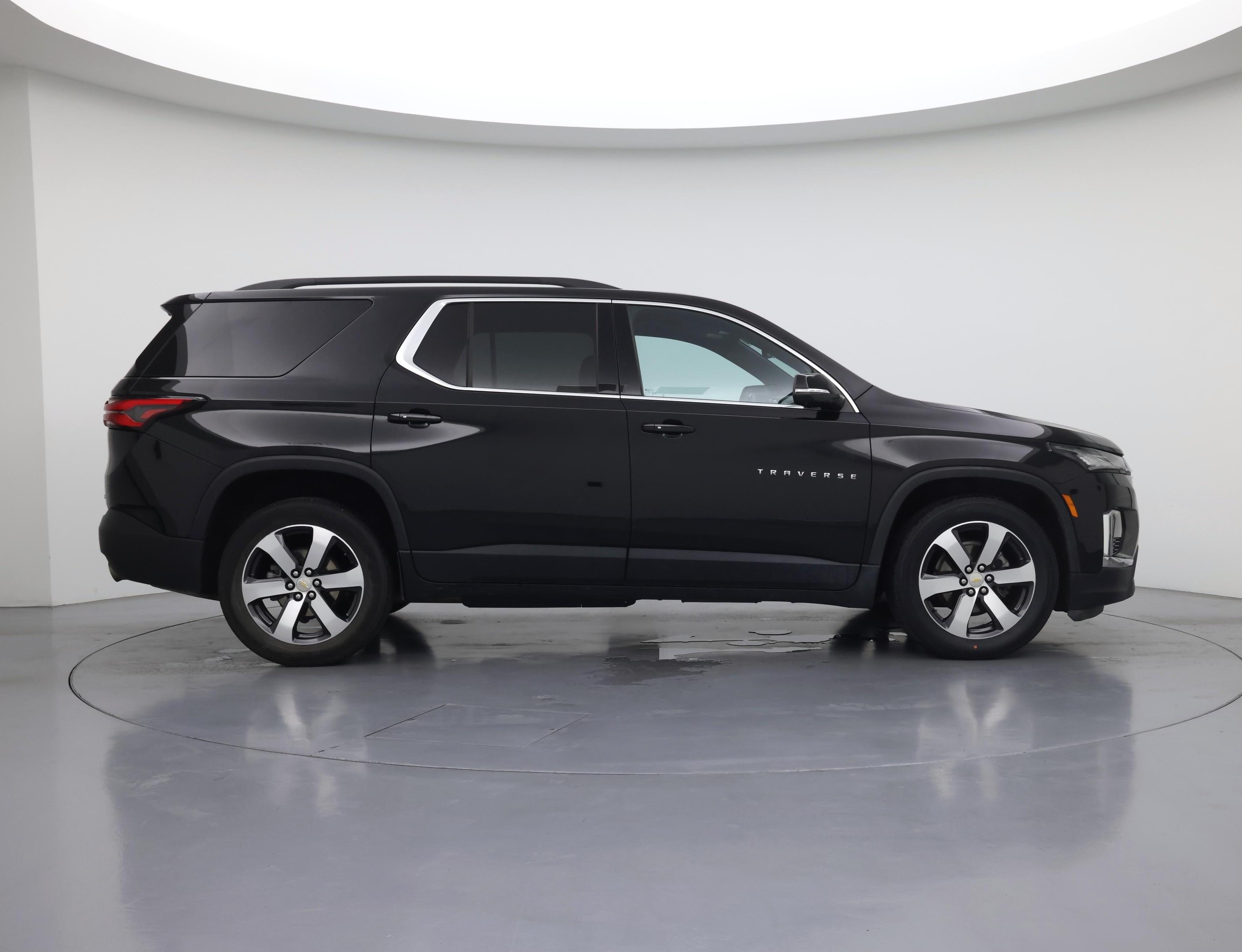 Thumbnail: 2023 Chevrolet Traverse - 7