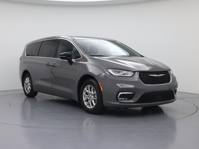 Gray 2025 Chrysler Pacifica Select FWD Minivan Front-Wheel Drive Automatic