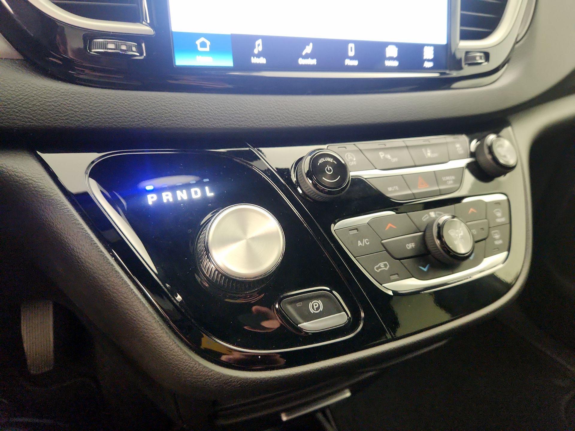 Thumbnail: 2025 Chrysler Pacifica - 17
