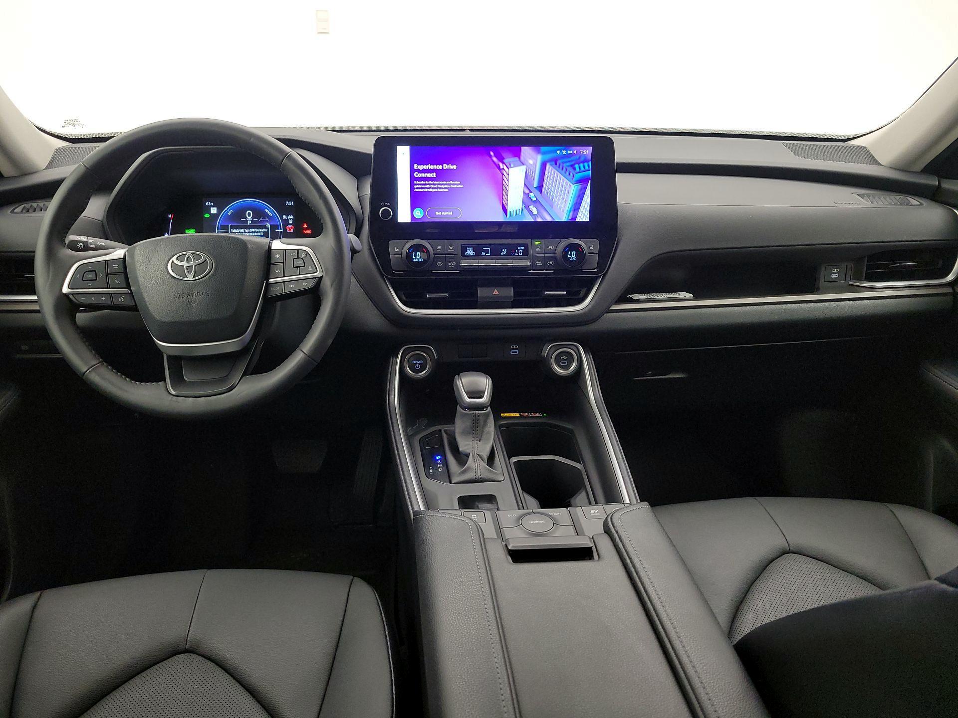 Thumbnail: 2024 Toyota Highlander - 9