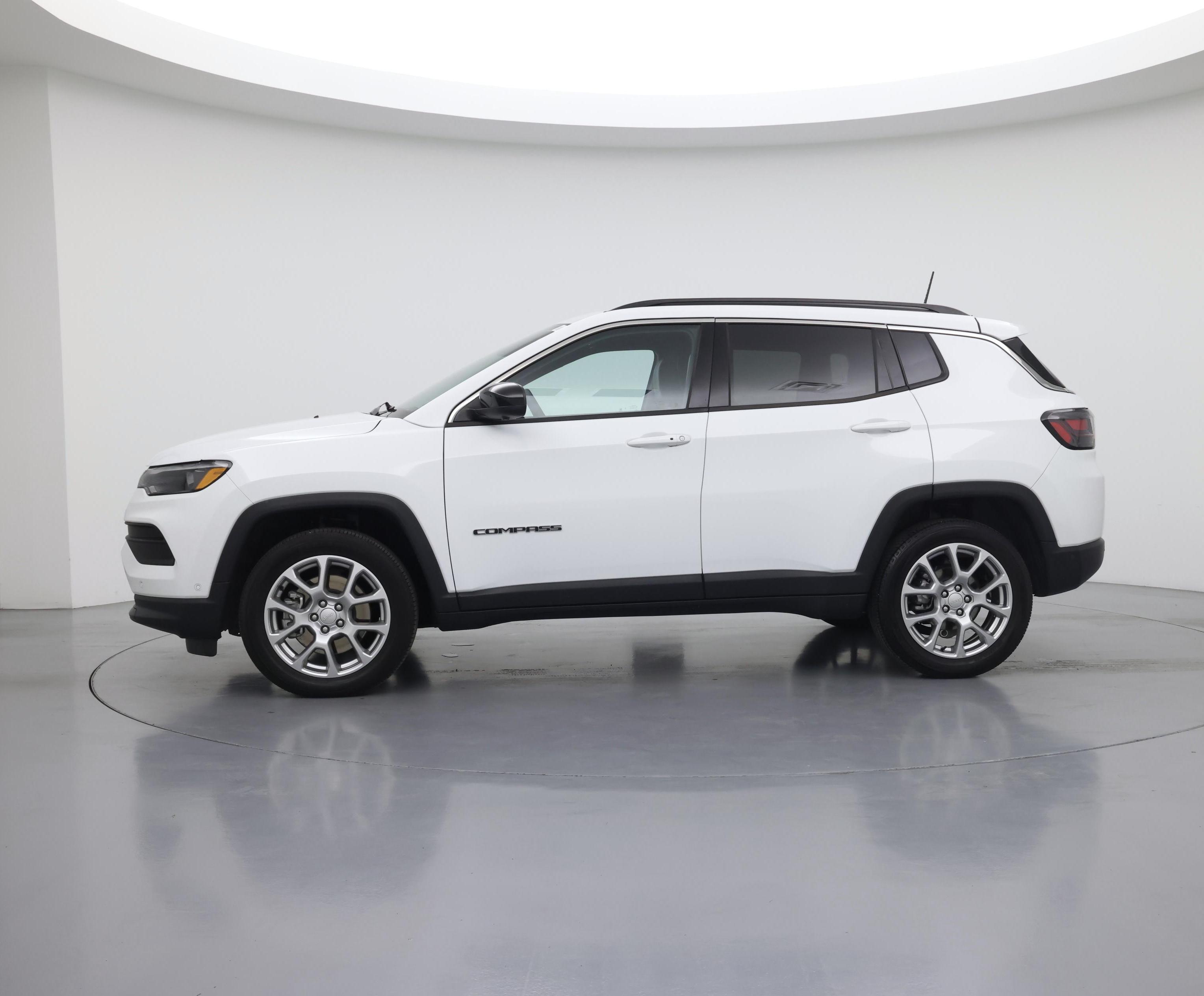 Thumbnail: 2023 Jeep Compass - 3