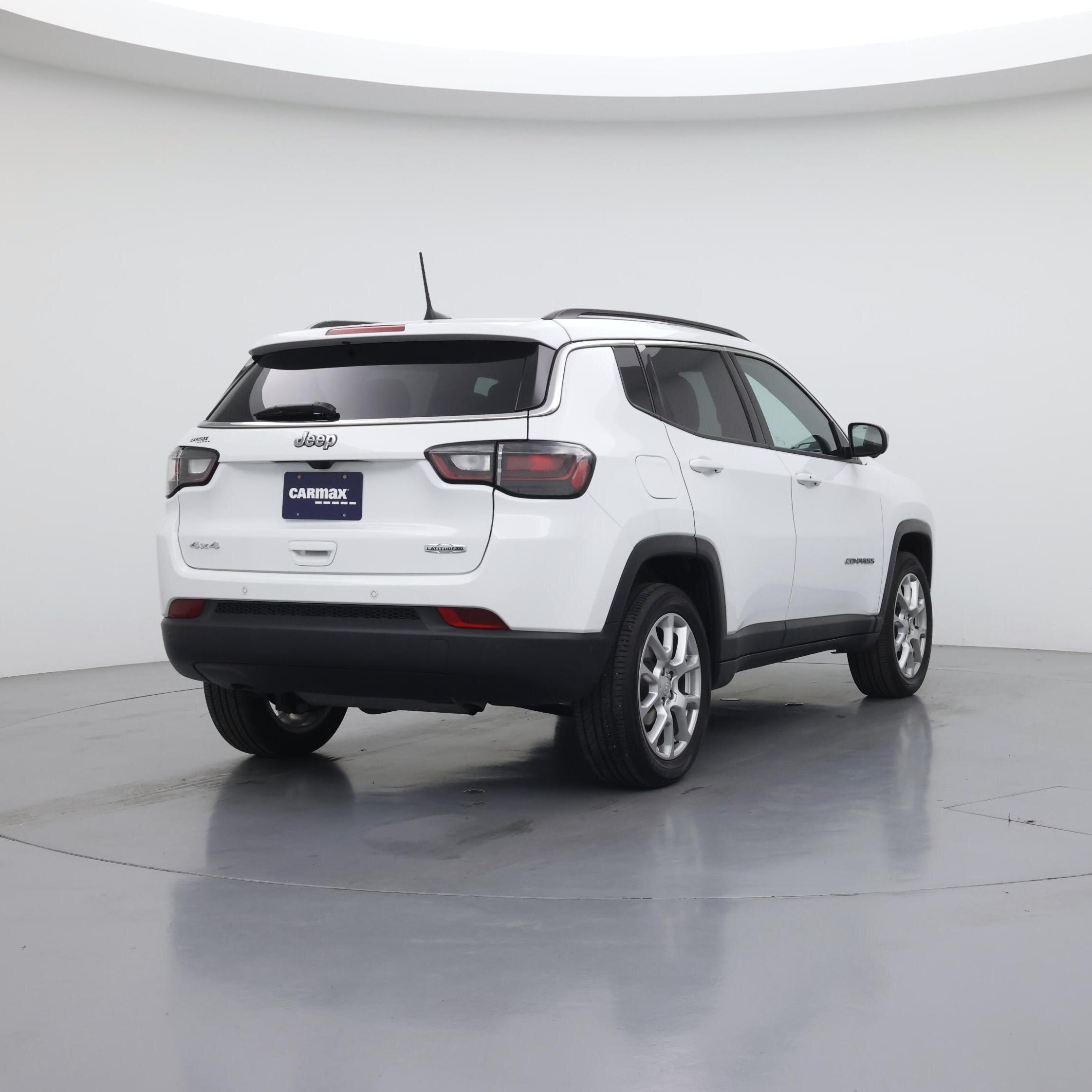 Thumbnail: 2023 Jeep Compass - 8