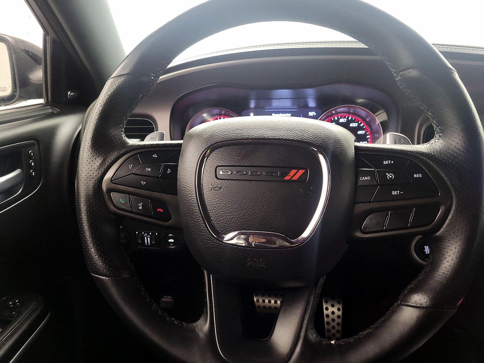 2022 Dodge Charger R/T - Photo 11