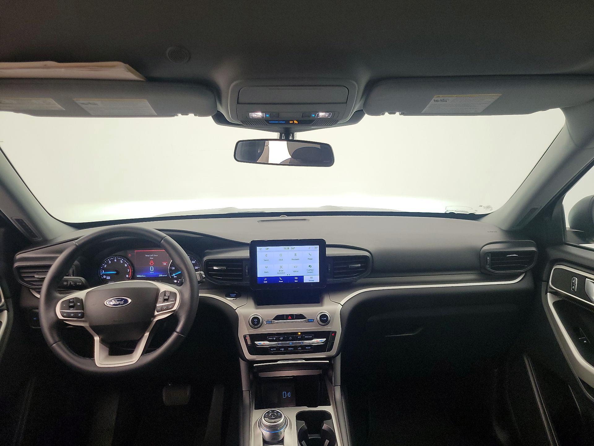 Thumbnail: 2022 Ford Explorer - 9