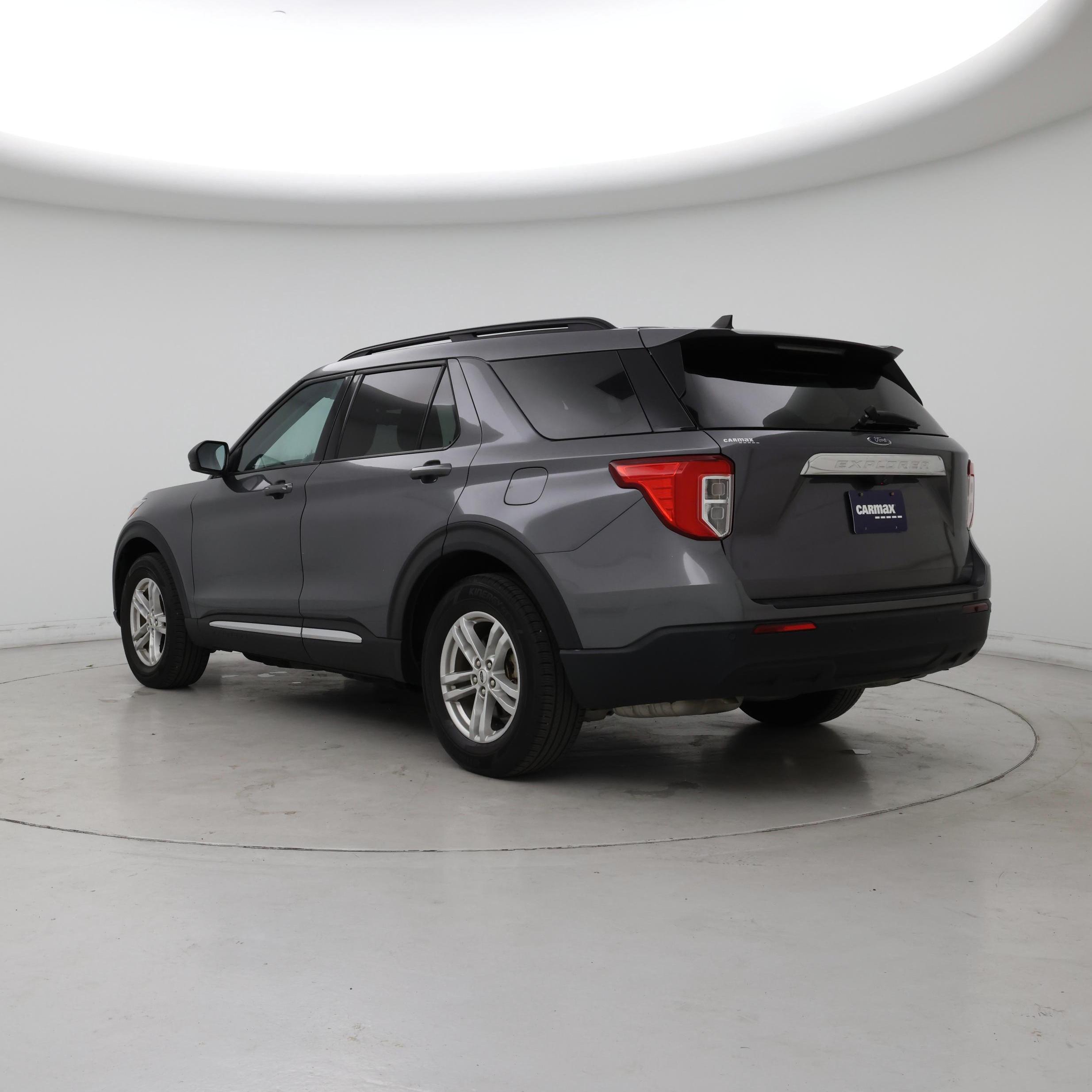 Thumbnail: 2022 Ford Explorer - 2