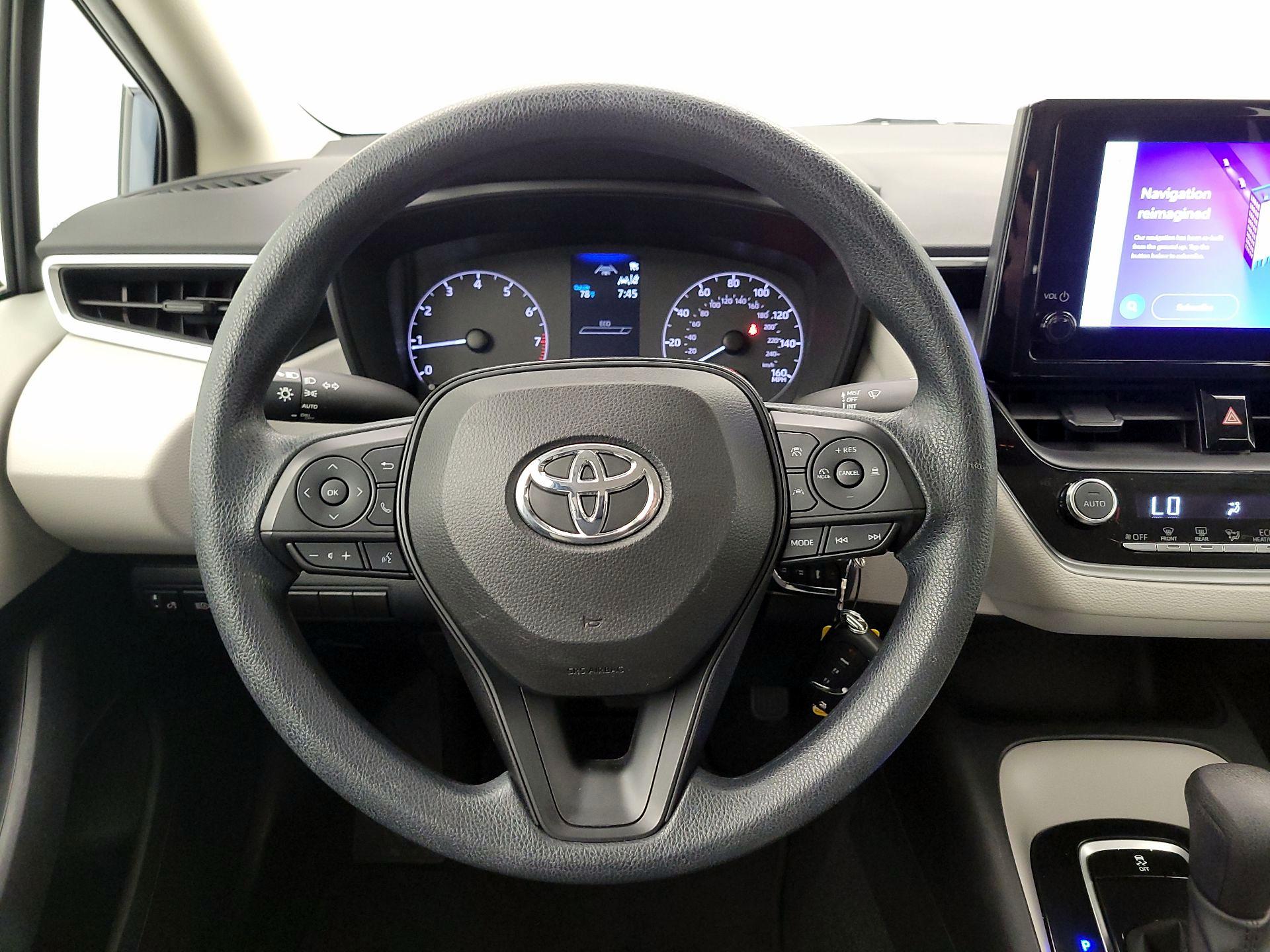 Thumbnail: 2023 Toyota Corolla - 10
