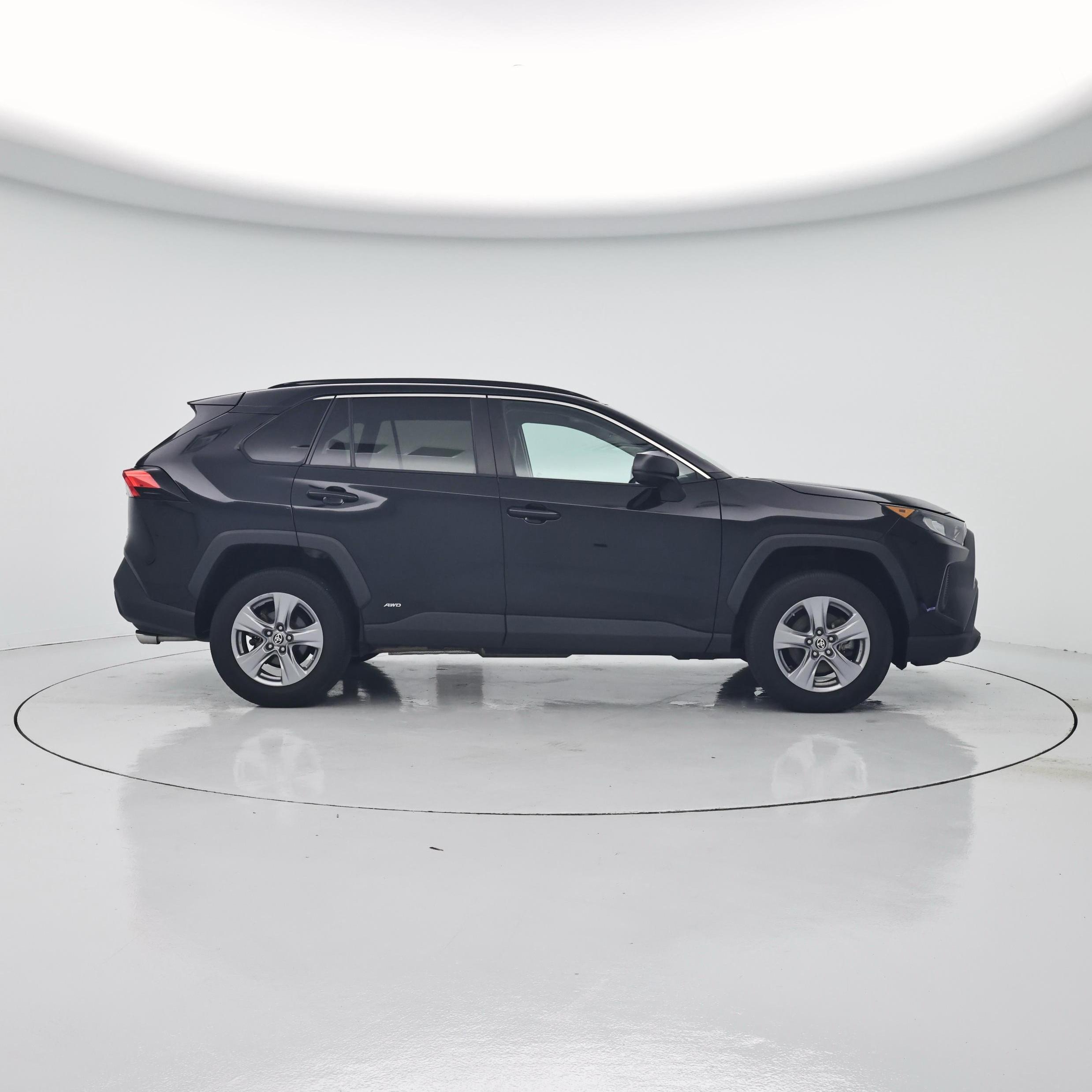 Thumbnail: 2022 Toyota RAV4 - 7
