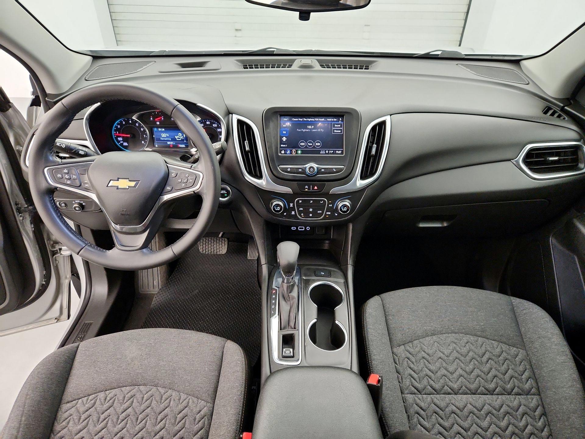 Thumbnail: 2022 Chevrolet Equinox - 9