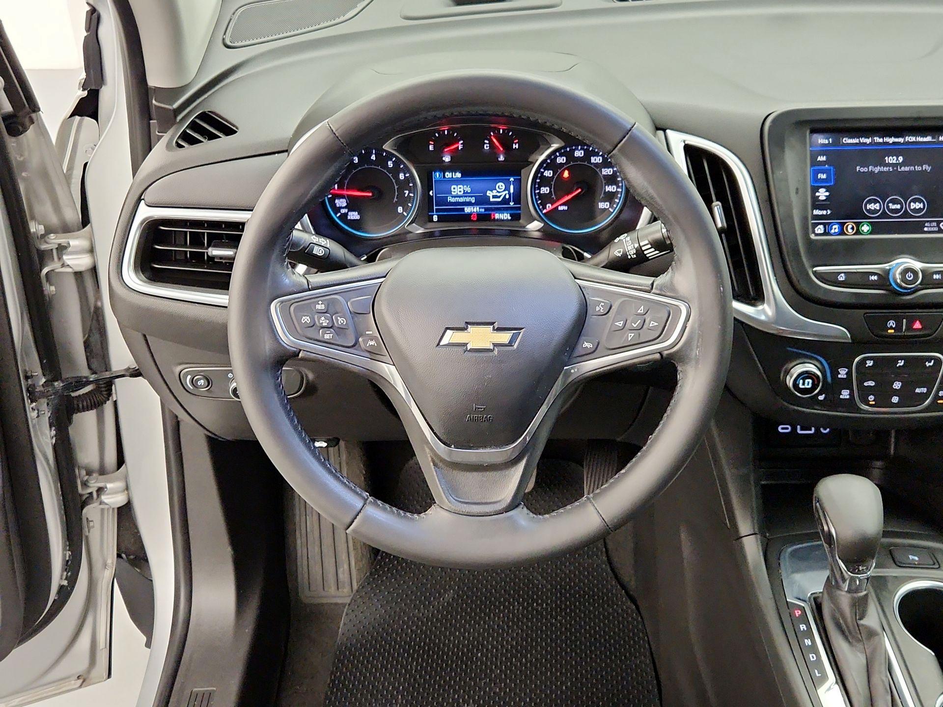 Thumbnail: 2022 Chevrolet Equinox - 10