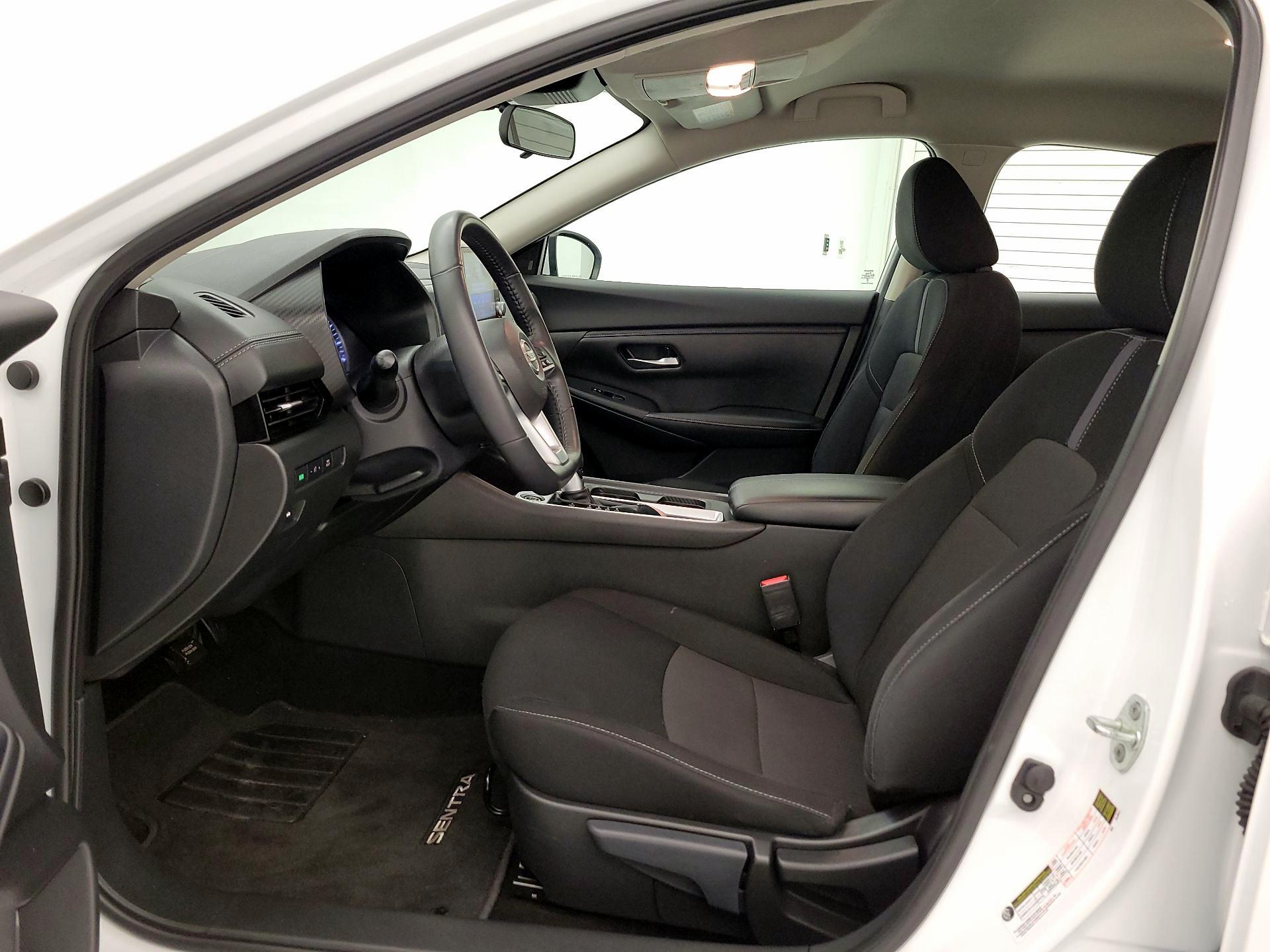 Thumbnail: 2023 Nissan Sentra - 11