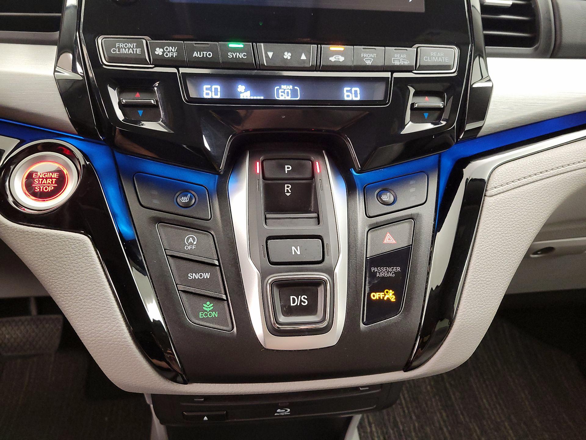 Thumbnail: 2022 Honda Odyssey - 18