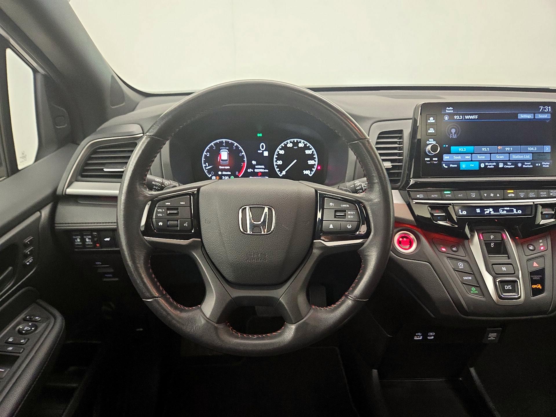 Thumbnail: 2025 Honda Odyssey - 10