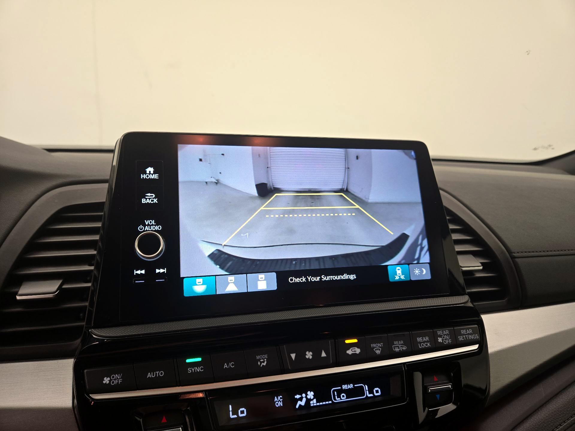 Thumbnail: 2025 Honda Odyssey - 14