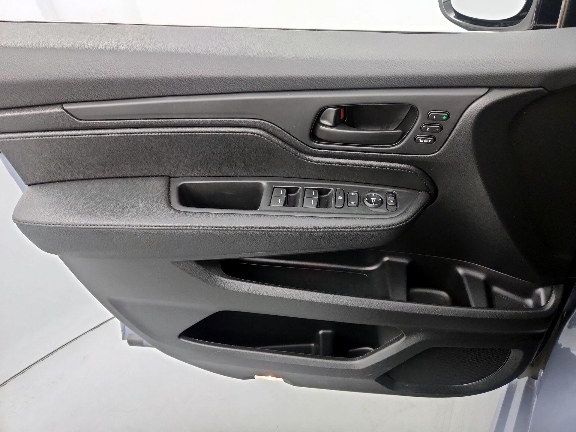 Thumbnail: 2025 Honda Odyssey - 12