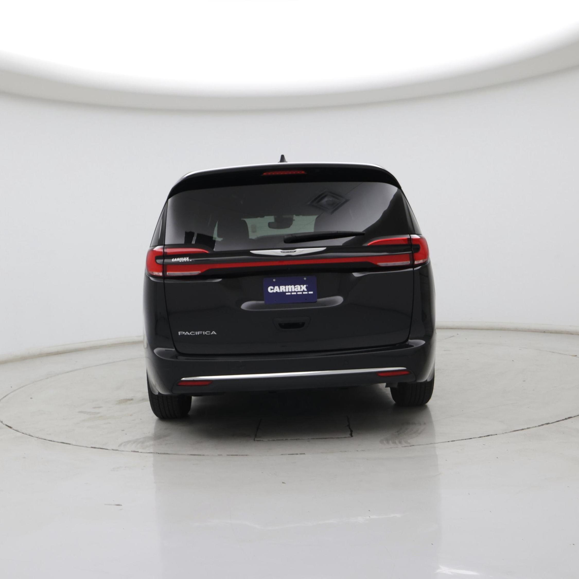 Thumbnail: 2025 Chrysler Pacifica - 6