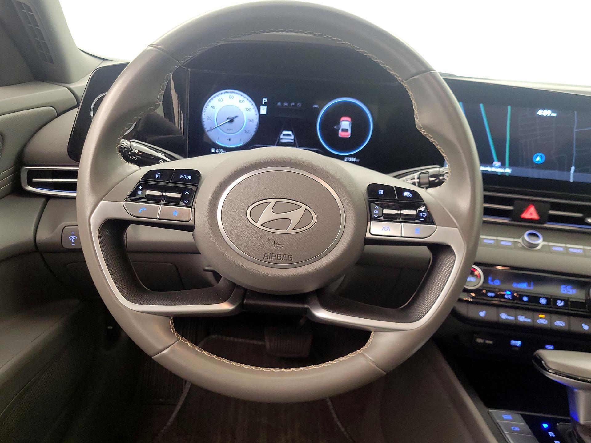 Thumbnail: 2025 Hyundai Elantra - 10