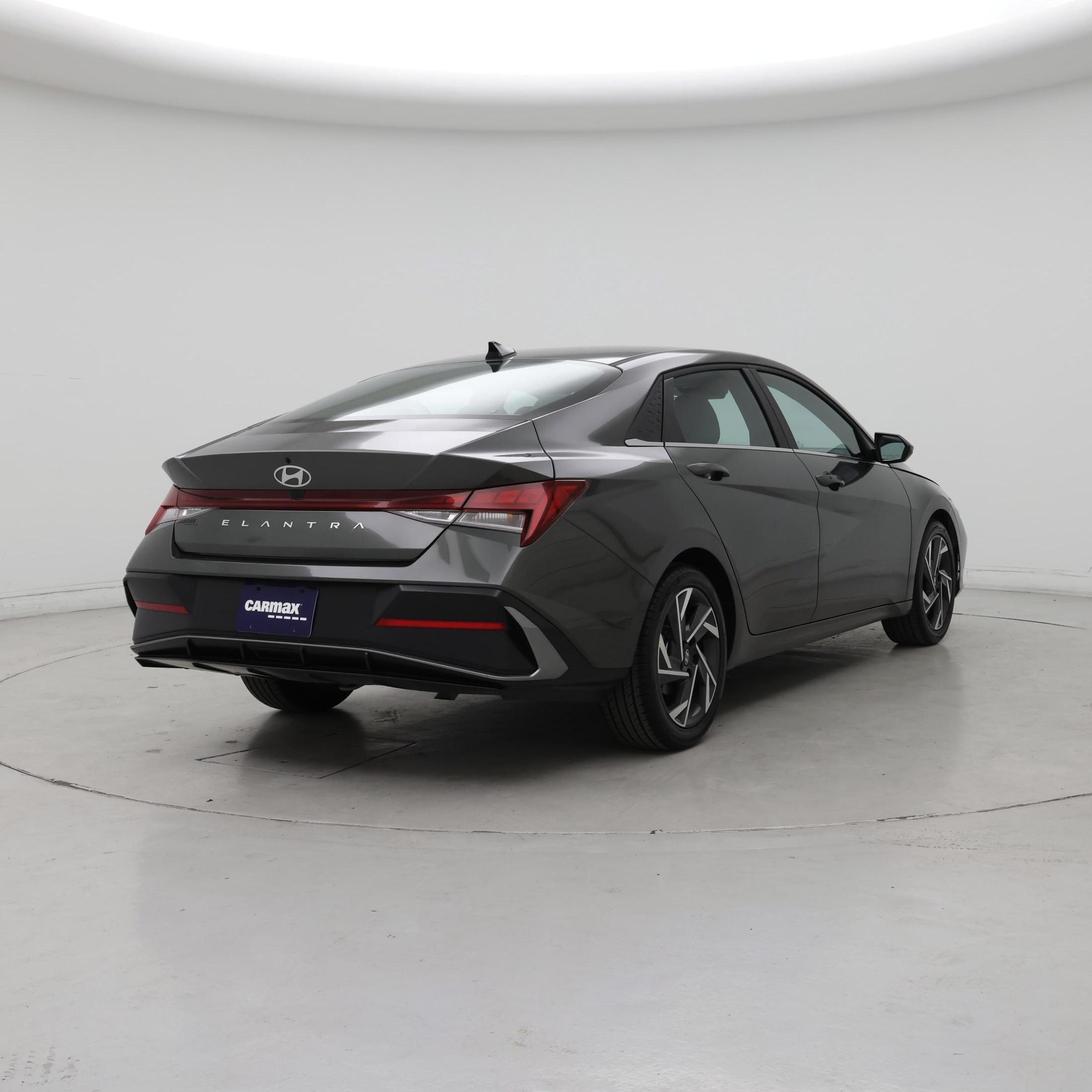 Thumbnail: 2025 Hyundai Elantra - 8