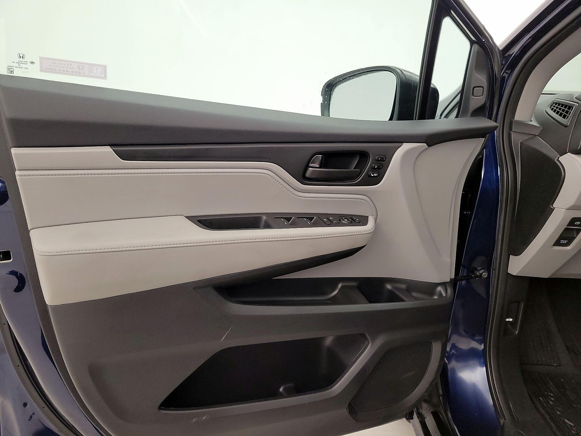 Thumbnail: 2020 Honda Odyssey - 12