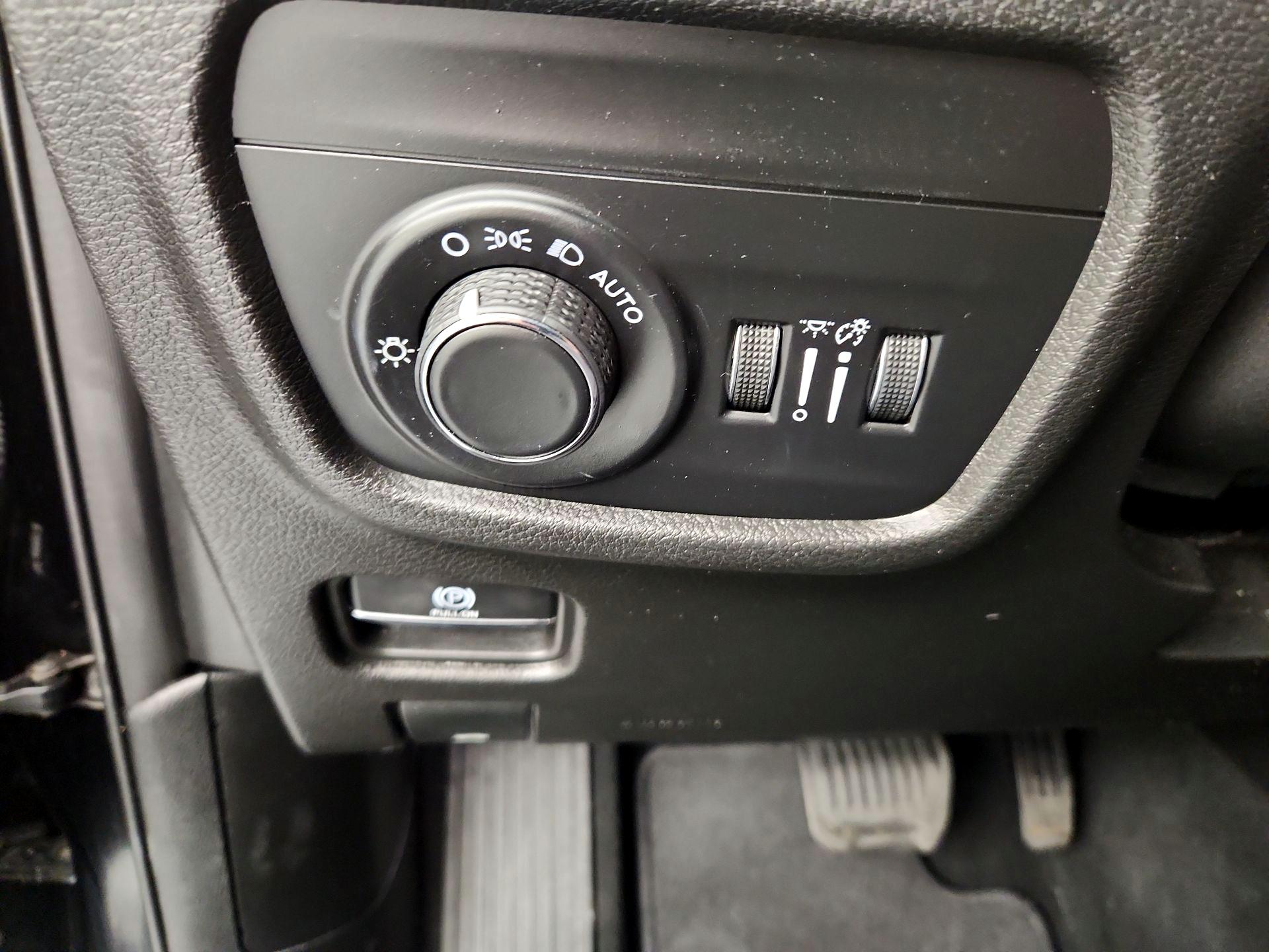 Thumbnail: 2023 Jeep Grand Cherokee - 13
