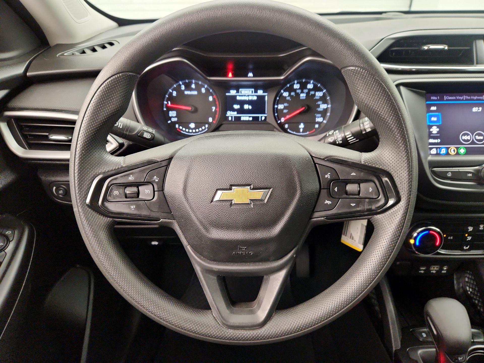 Thumbnail: 2023 Chevrolet TrailBlazer - 10