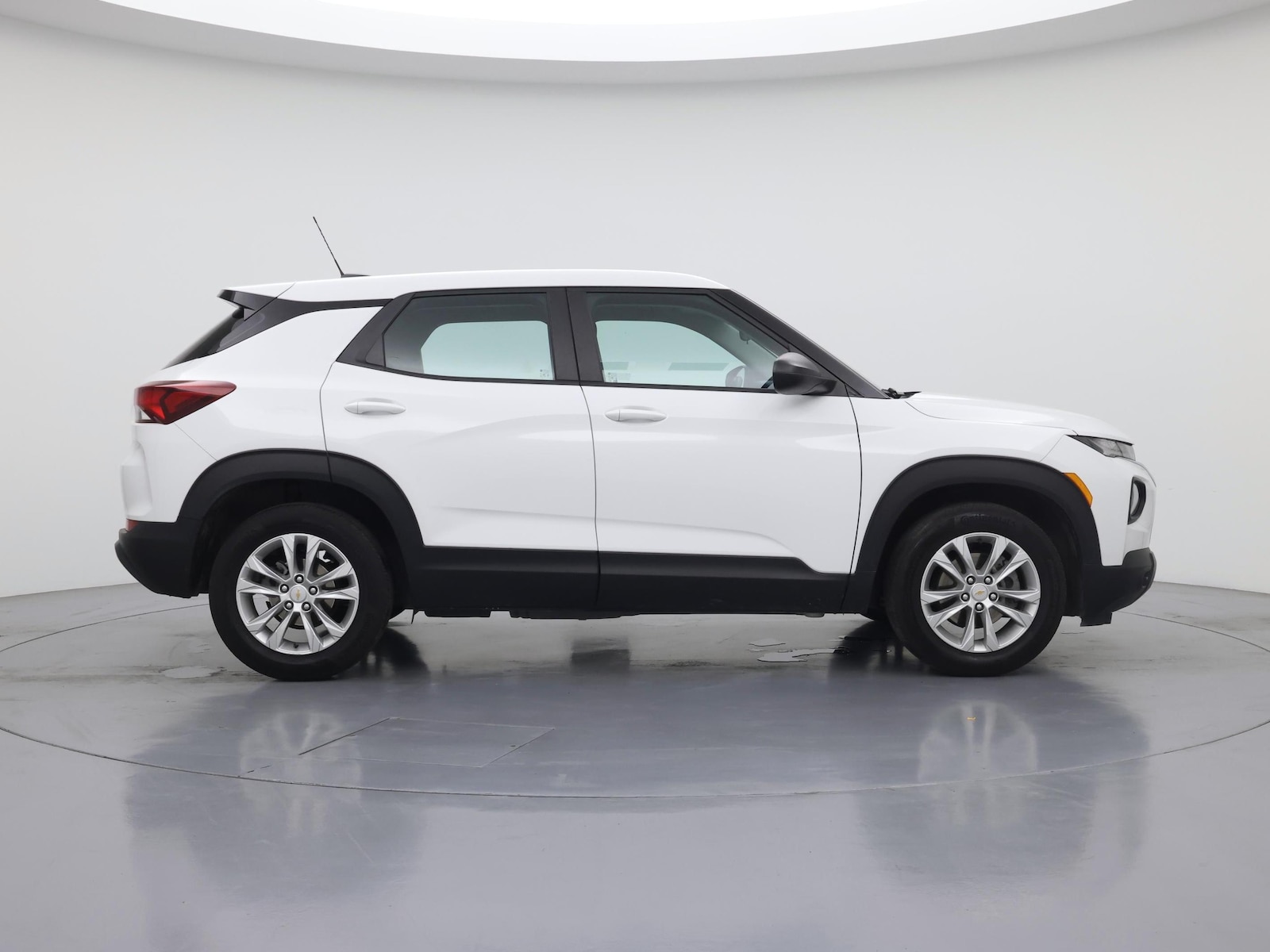 2023 Chevrolet TrailBlazer LS - Photo 8