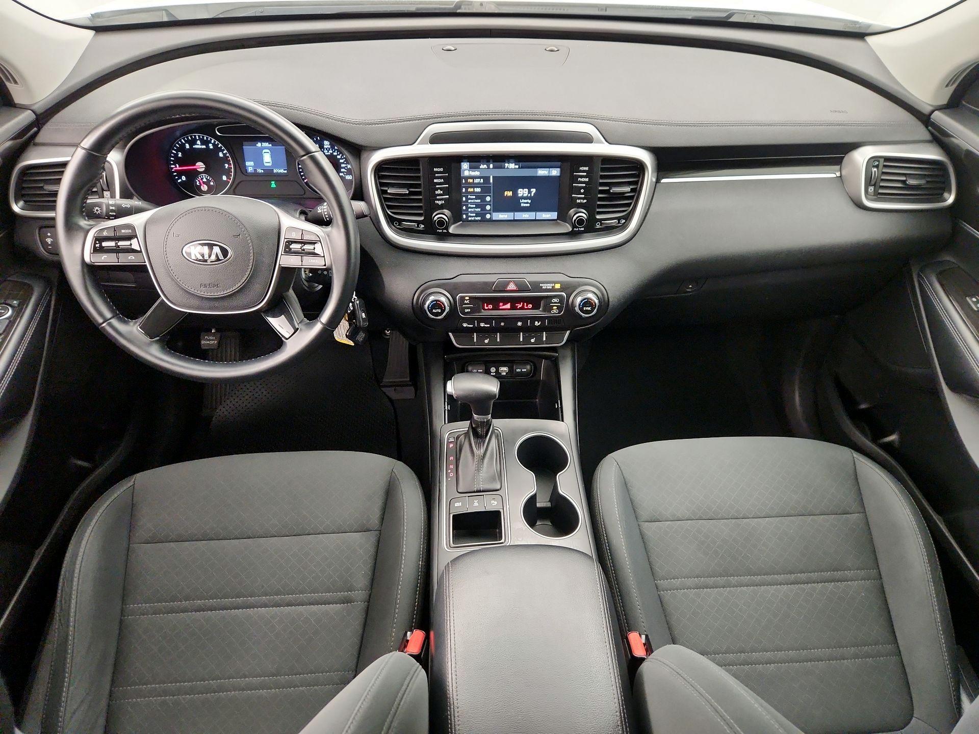 Thumbnail: 2020 Kia Sorento - 9