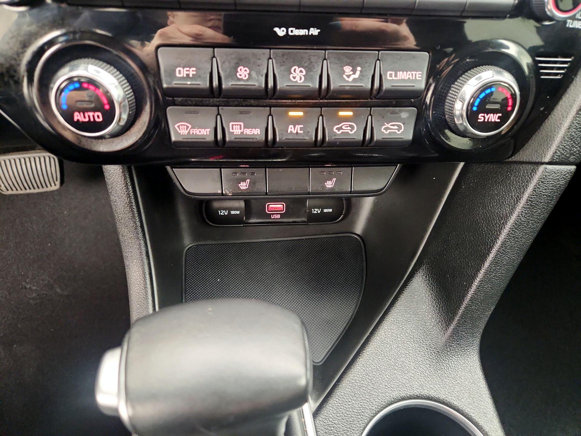 Thumbnail: 2020 Kia Sportage - 16