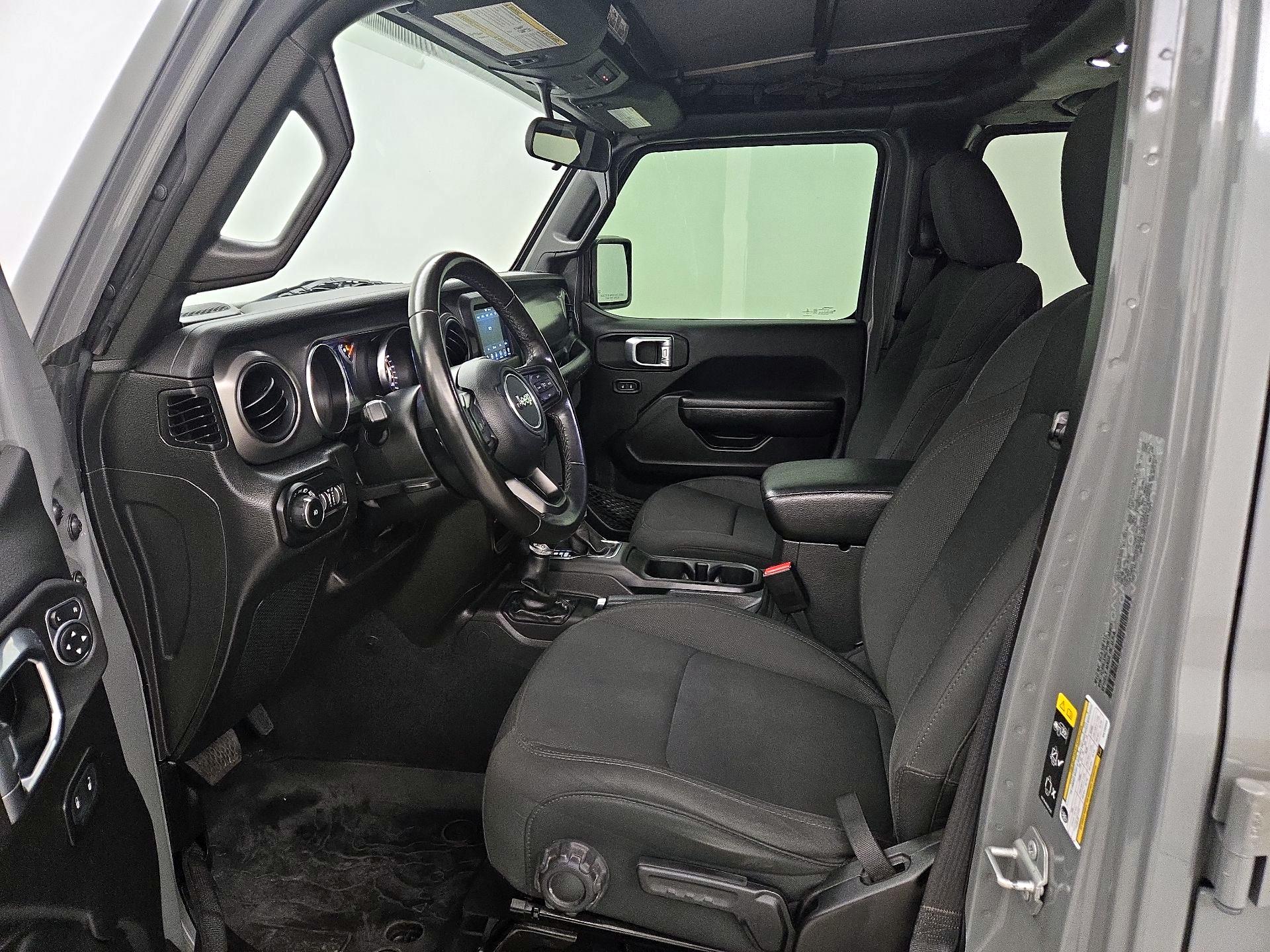 Thumbnail: 2022 Jeep Wrangler - 11